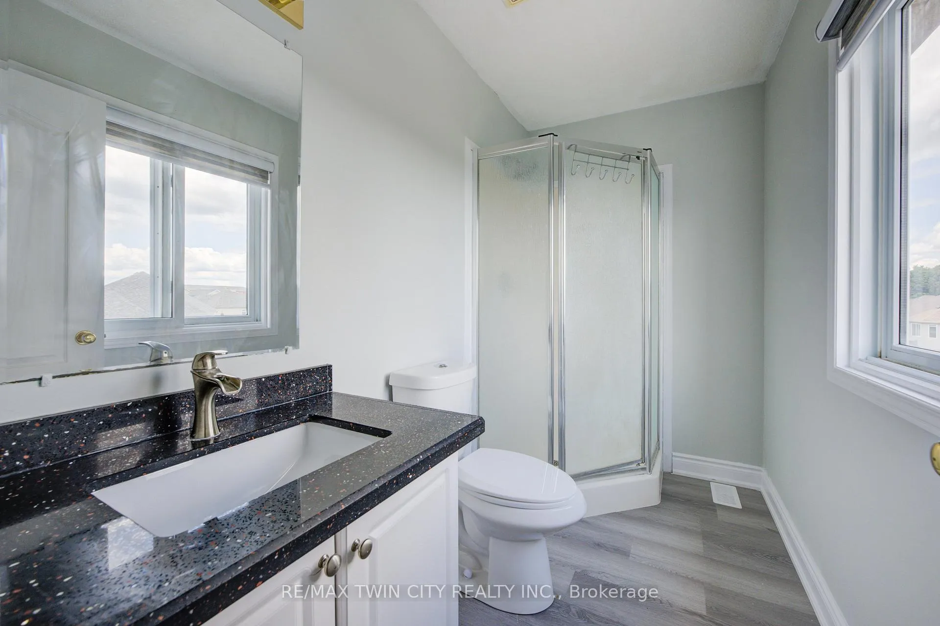 Photo 29 of 184 Copper Leaf Street, Kitchener — HOMEH