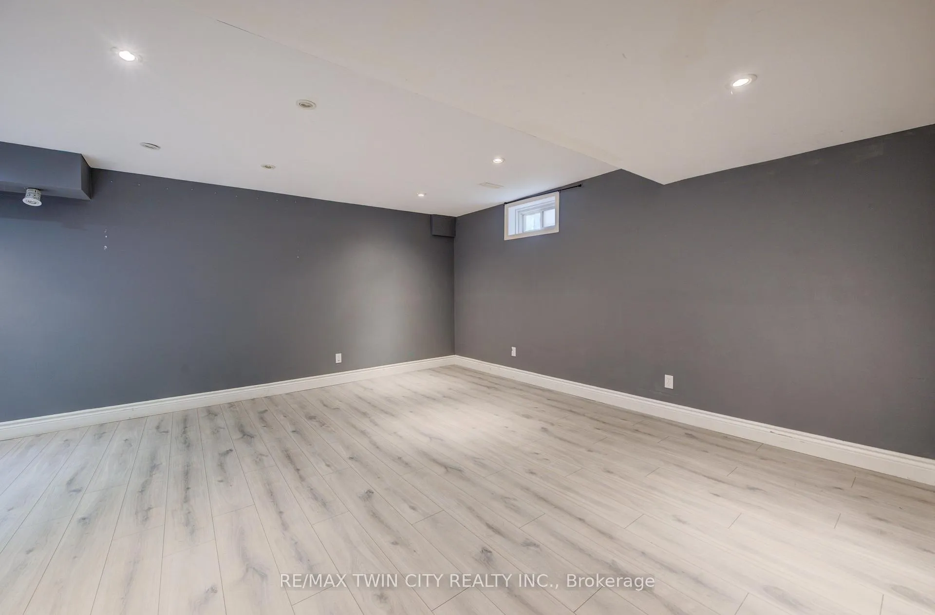 Photo 31 of 184 Copper Leaf Street, Kitchener — HOMEH