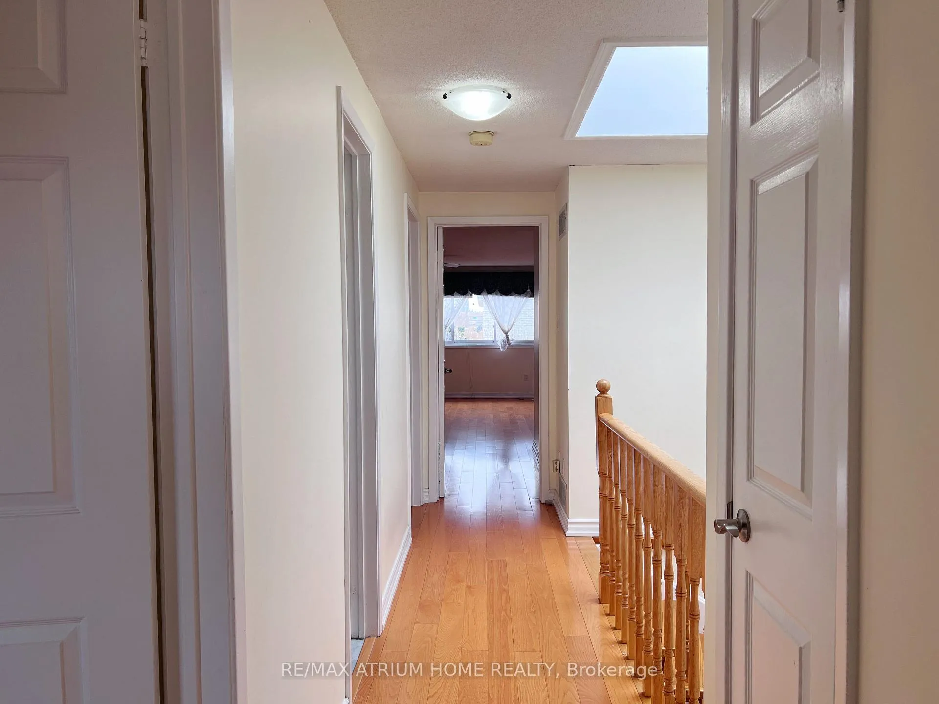Photo 20 of Unit Upper, 3 Douglas Haig Drive, Markham, Milliken Mills East — HOMEH