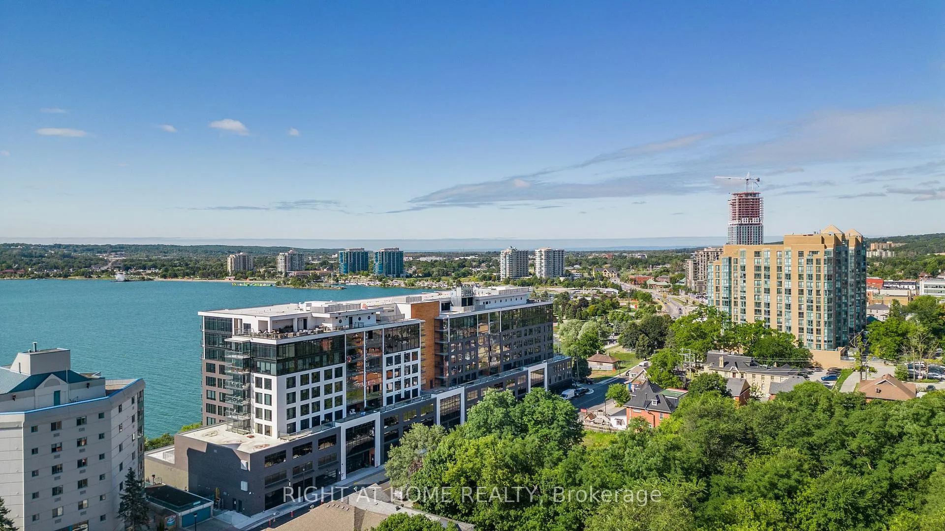 Photo 1 of Unit 720, 185 Dunlop Street E, Barrie, Lakeshore — HOMEH