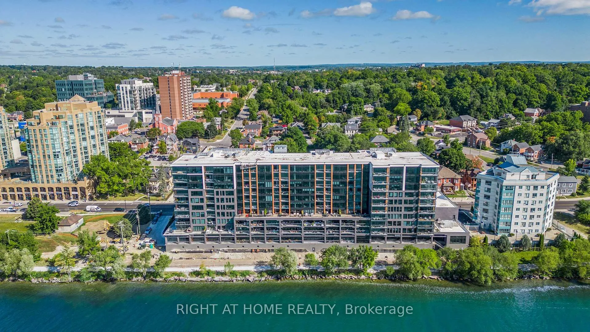Photo 2 of Unit 720, 185 Dunlop Street E, Barrie, Lakeshore — HOMEH