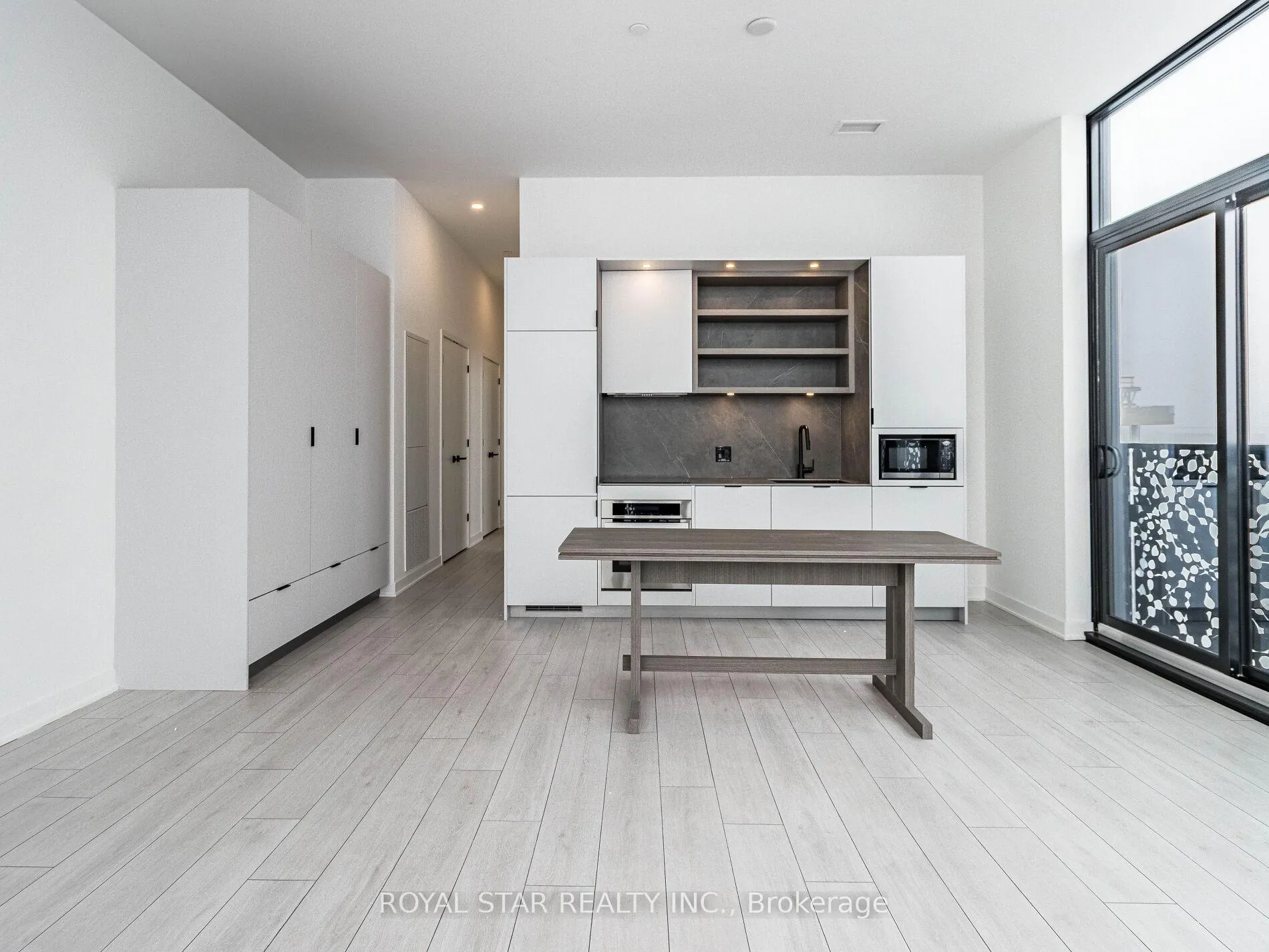 Photo 12 of Unit 5102, 55 Charles Street E, Toronto, Church-Yonge Corridor — HOMEH