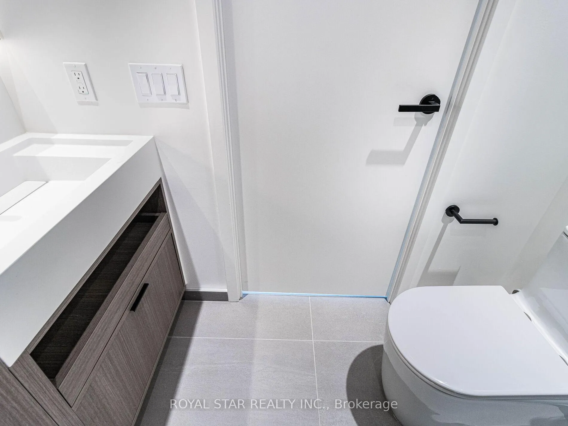 Photo 27 of Unit 5102, 55 Charles Street E, Toronto, Church-Yonge Corridor — HOMEH