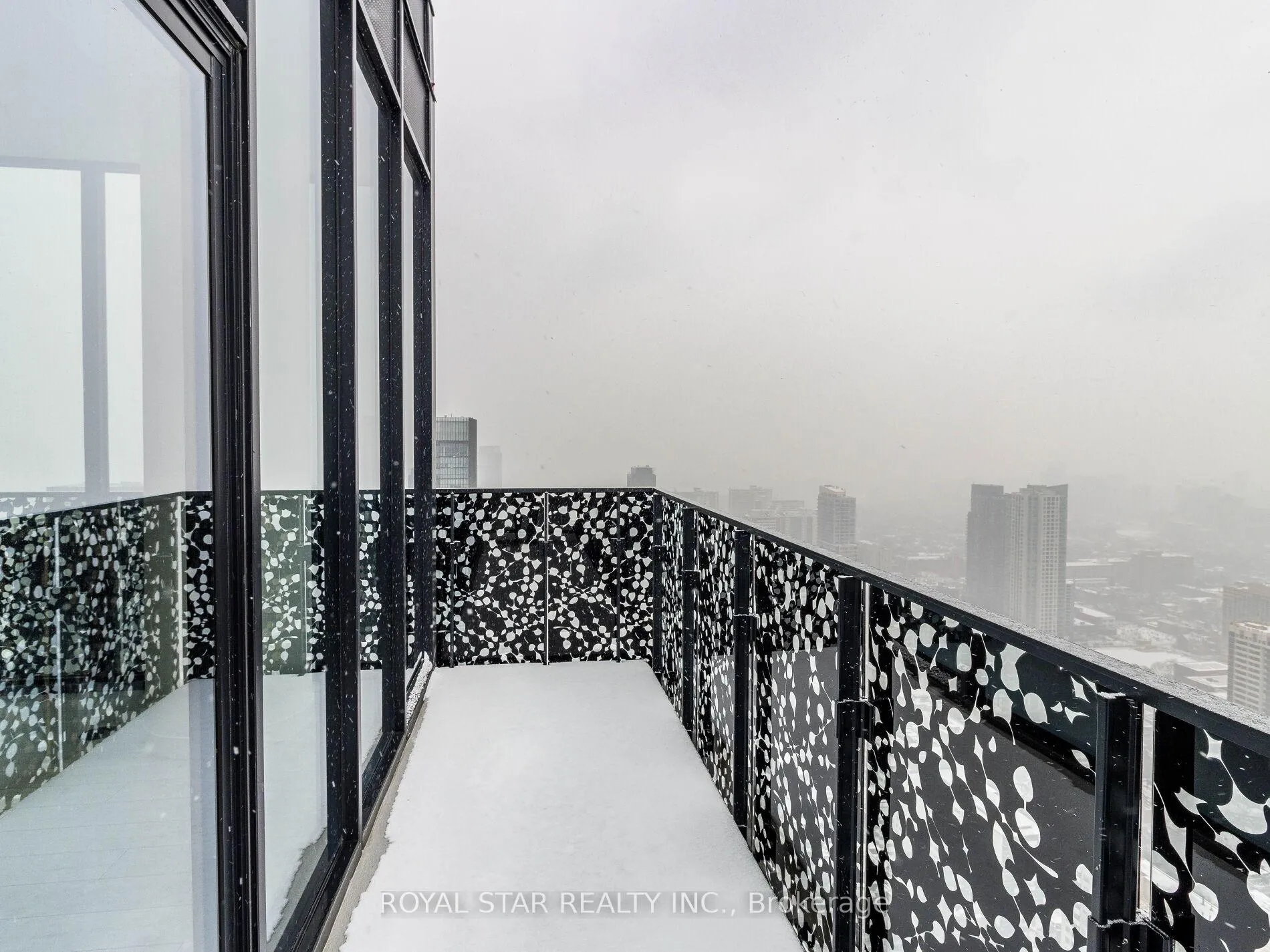 Photo 29 of Unit 5102, 55 Charles Street E, Toronto, Church-Yonge Corridor — HOMEH