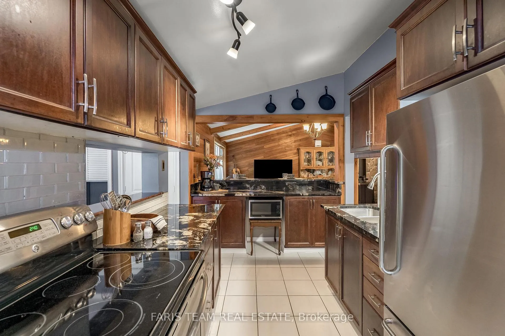 Photo 5 of 107 Timcourt Drive, Tiny, Rural Tiny — HOMEH