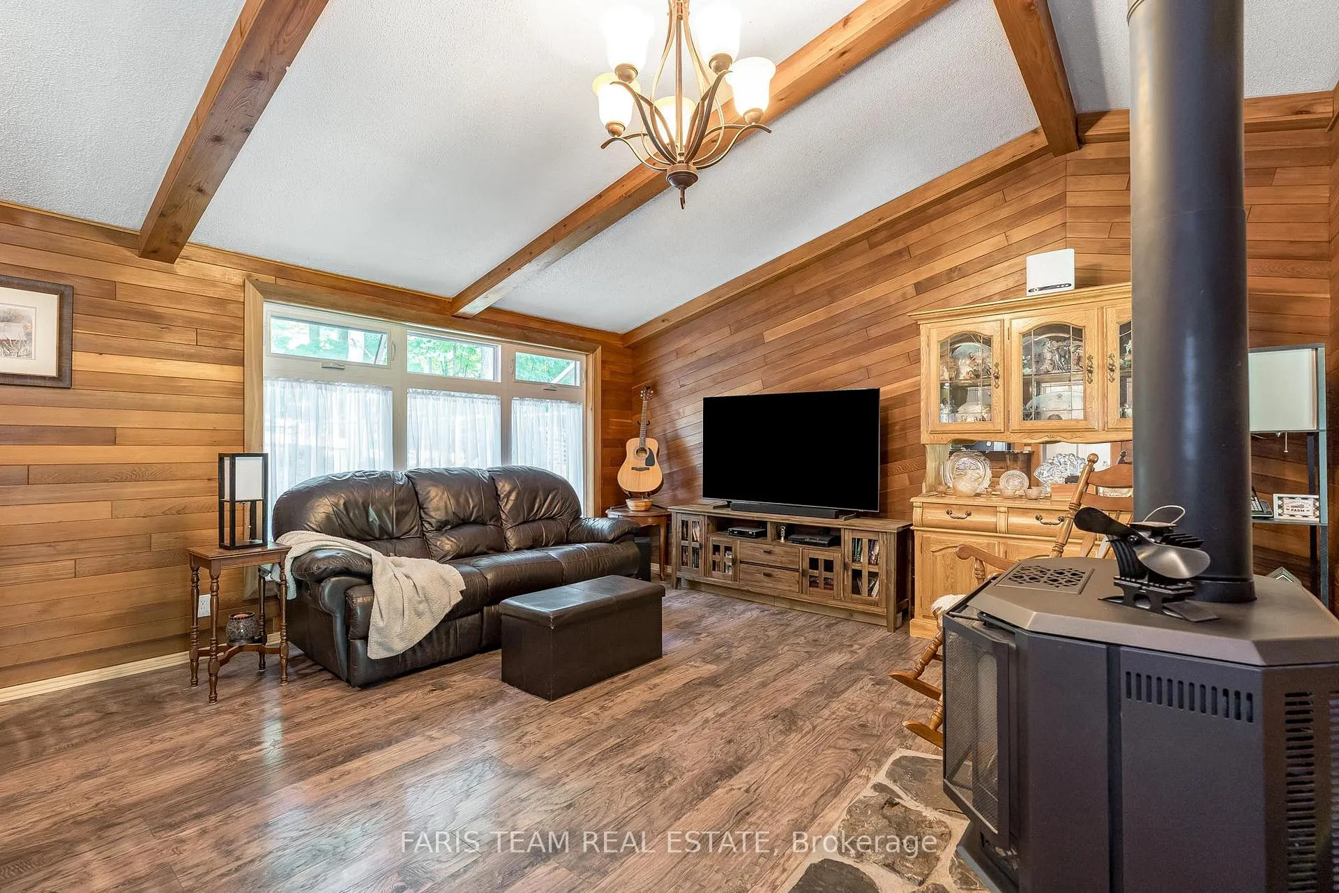 Photo 10 of 107 Timcourt Drive, Tiny, Rural Tiny — HOMEH