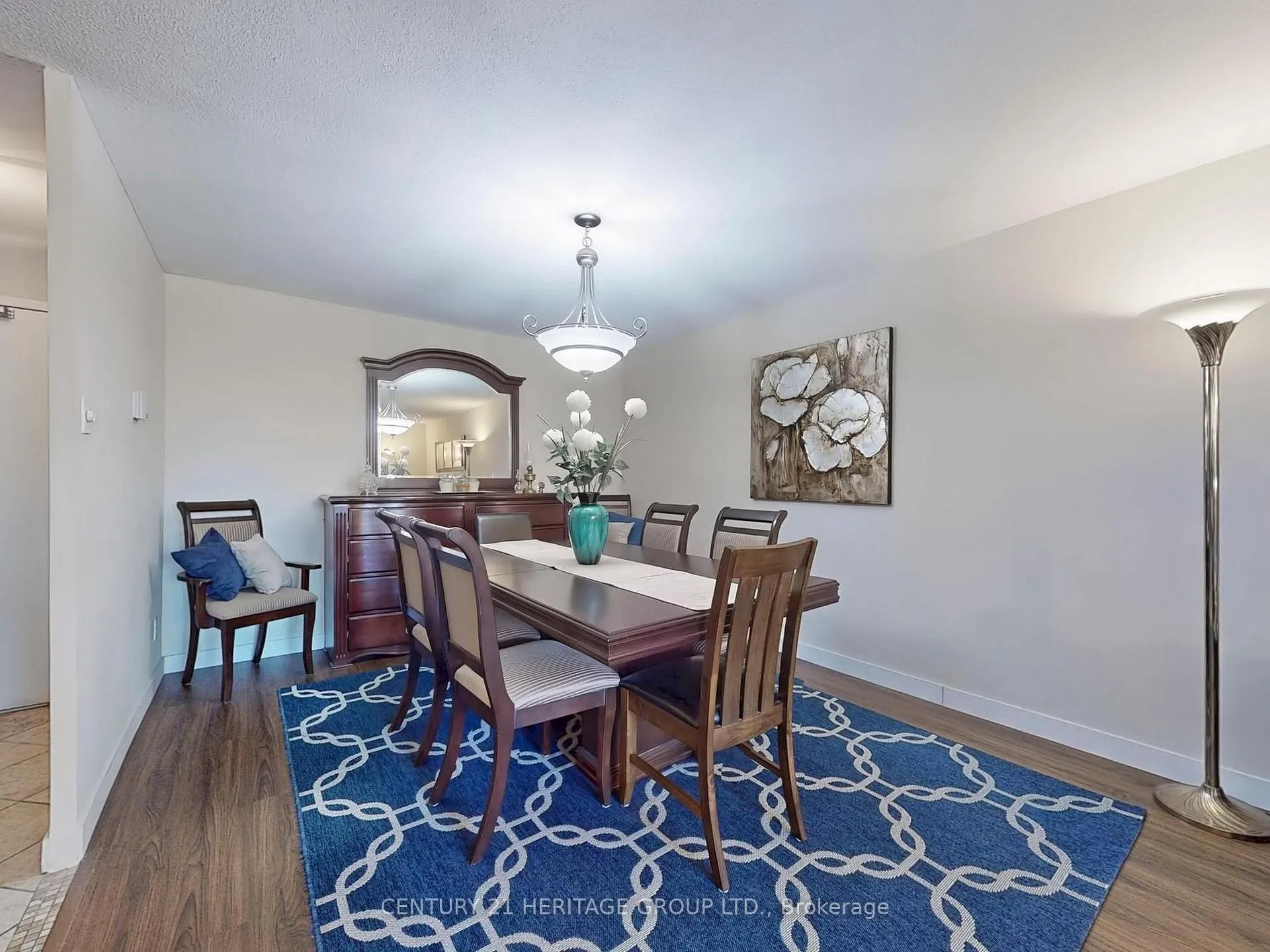 Photo 10 of Unit 308, 1 Royal Orchard Boulevard, Markham, Royal Orchard — HOMEH