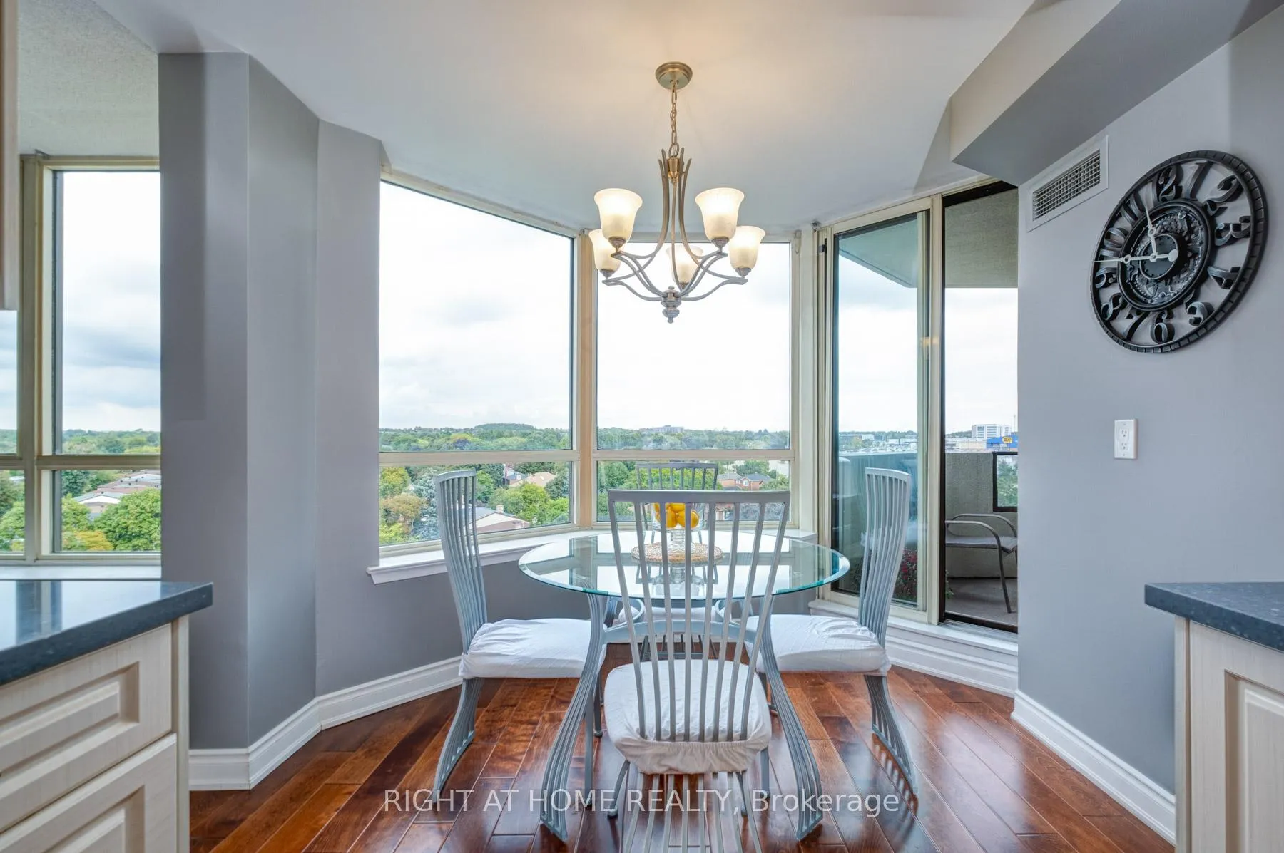 Photo 5 of Unit 712, 55 Austin Drive, Markham, Markville — HOMEH