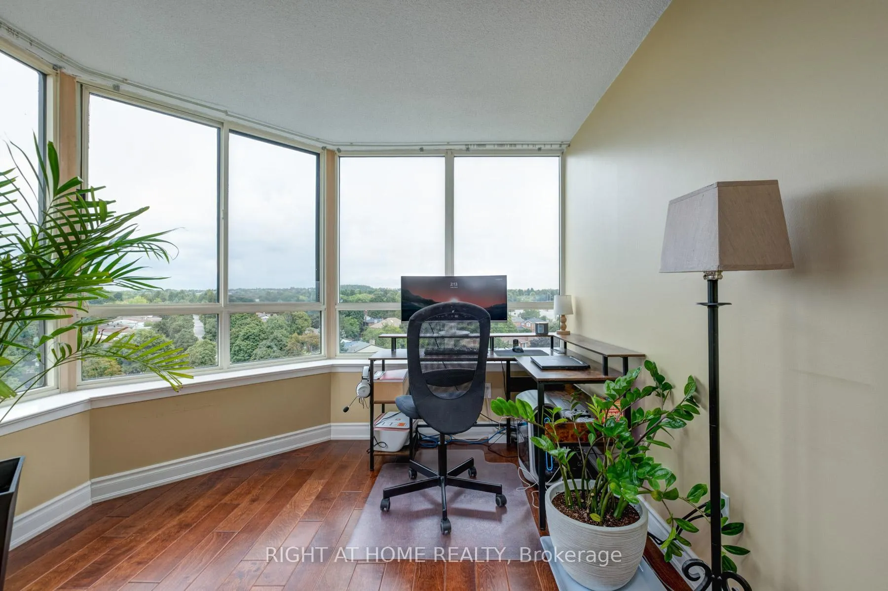 Photo 18 of Unit 712, 55 Austin Drive, Markham, Markville — HOMEH