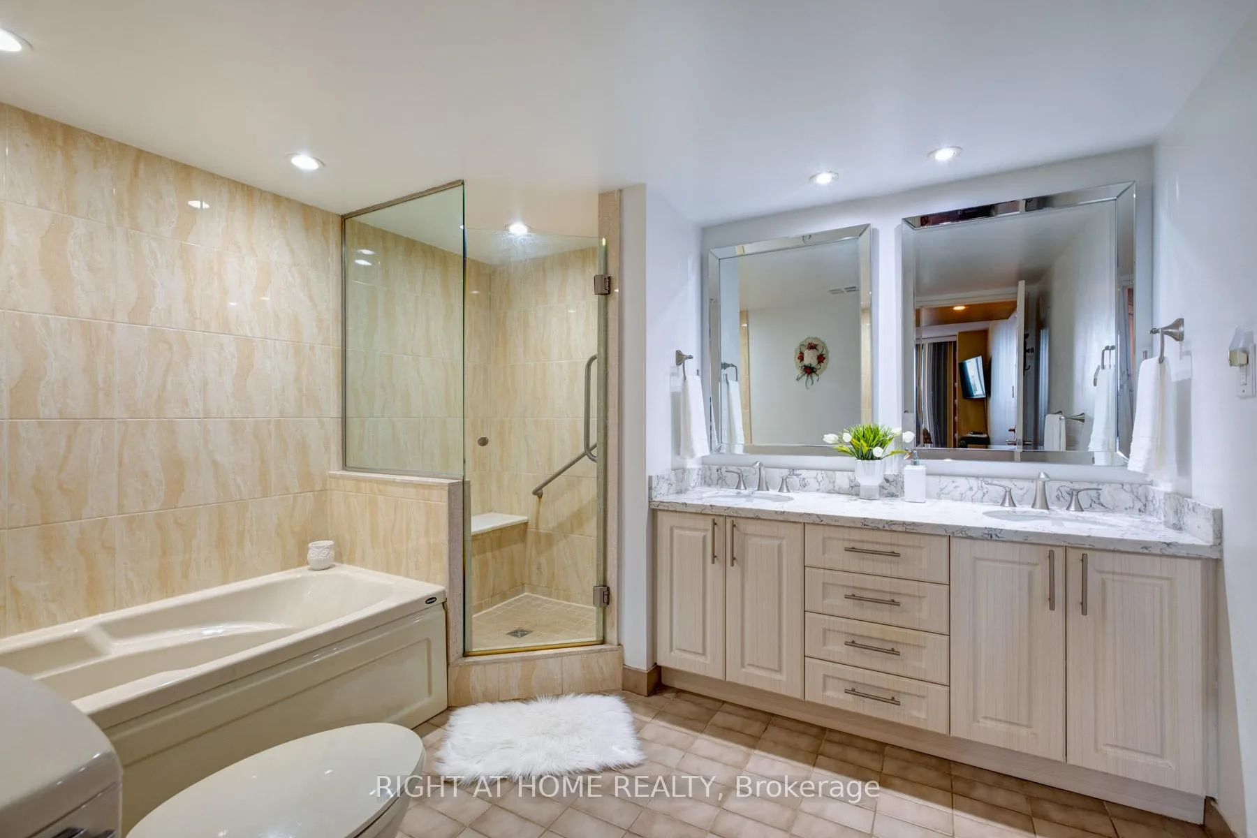Photo 20 of Unit 712, 55 Austin Drive, Markham, Markville — HOMEH