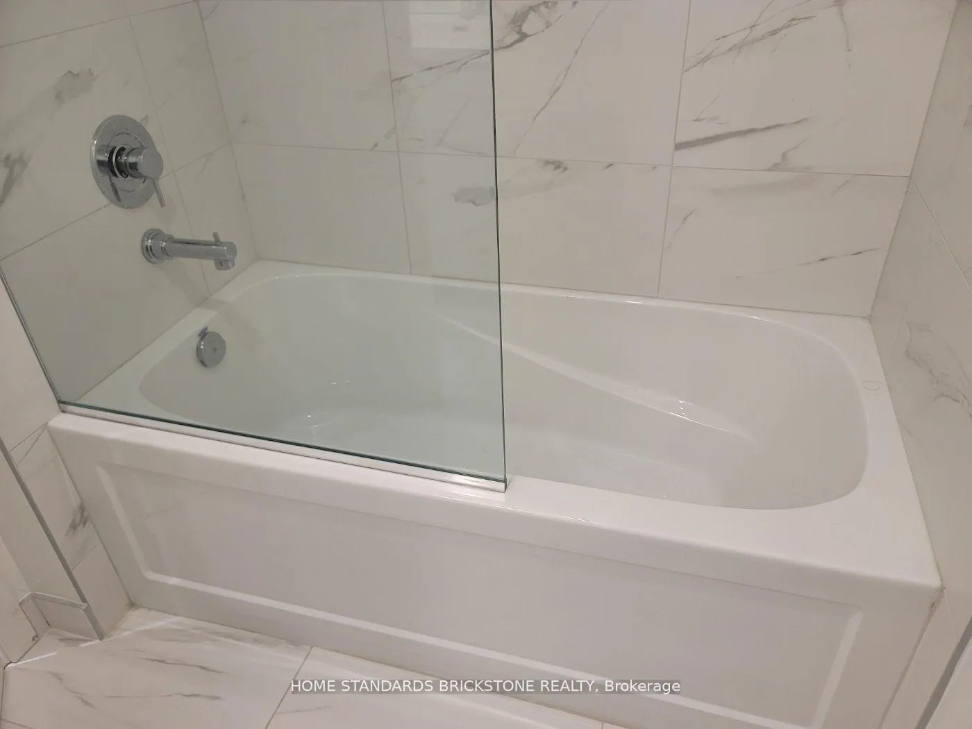 Photo 13 of Unit 1807, 55 Cooper Street, Toronto, Waterfront Communities — HOMEH