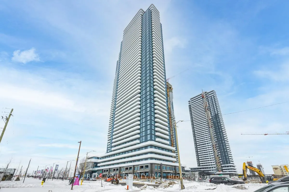 Front of Unit 2510, 195 Commerce Street