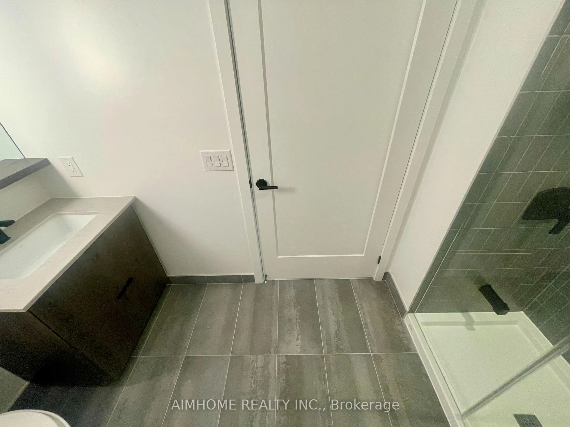Photo 4 of Unit 1902, 5 Defries Street, Toronto, Regent Park — HOMEH