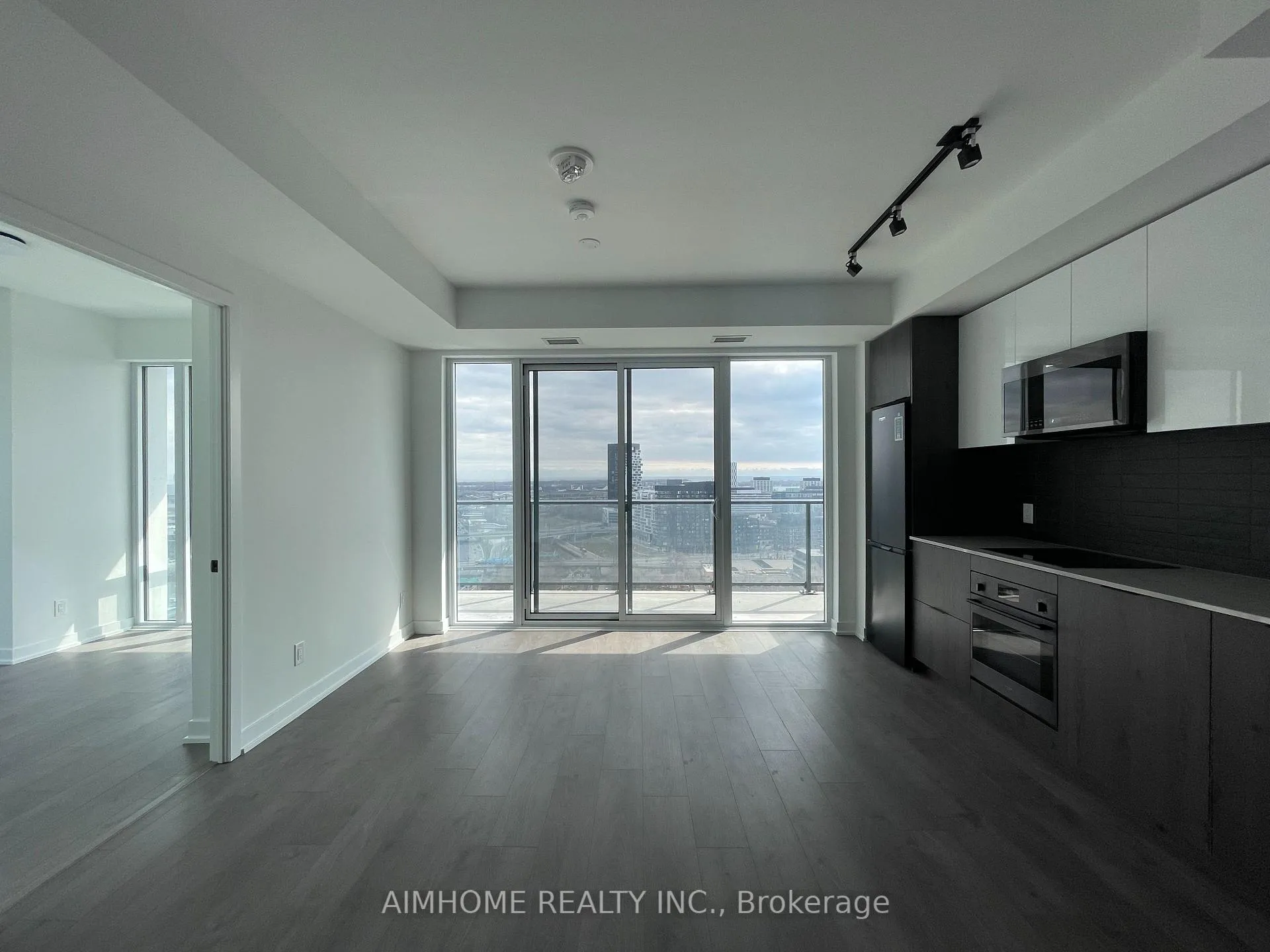 Photo 5 of Unit 1902, 5 Defries Street, Toronto, Regent Park — HOMEH