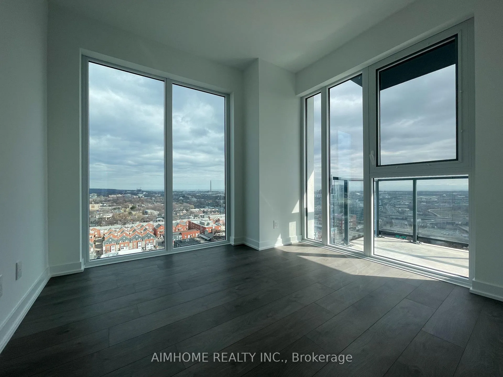 Photo 7 of Unit 1902, 5 Defries Street, Toronto, Regent Park — HOMEH