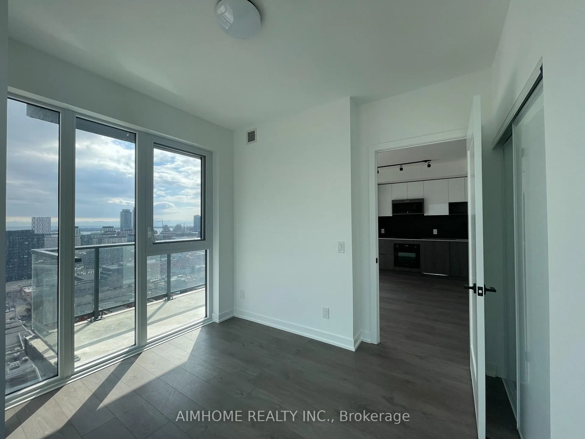 Photo 8 of Unit 1902, 5 Defries Street, Toronto, Regent Park — HOMEH