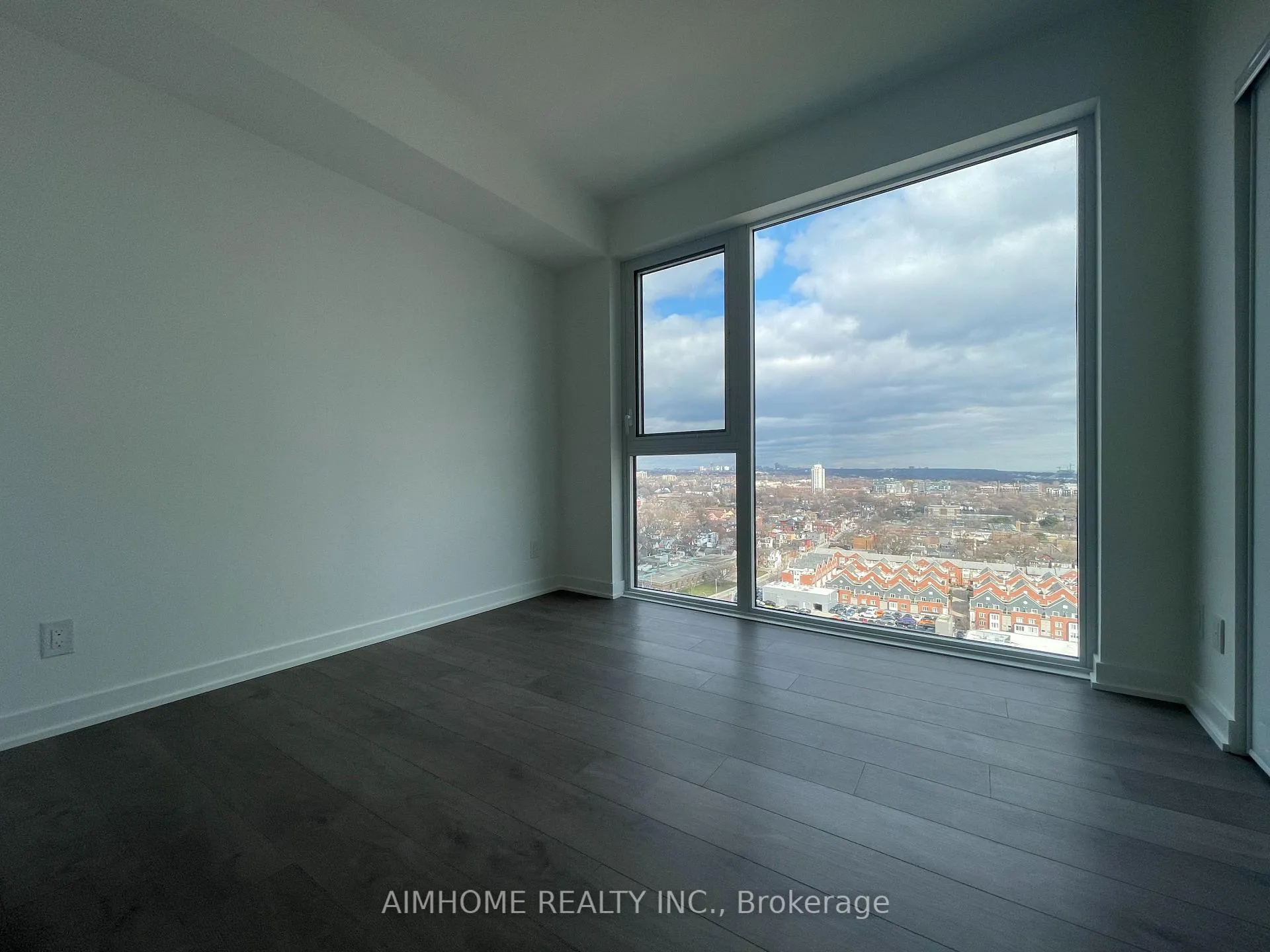 Photo 9 of Unit 1902, 5 Defries Street, Toronto, Regent Park — HOMEH