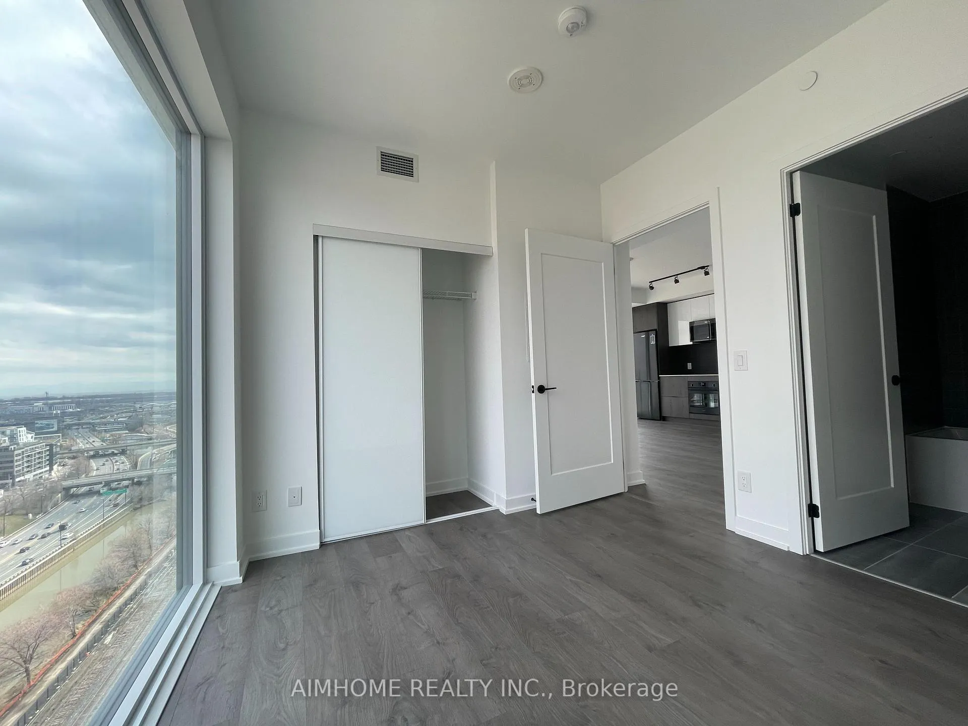 Photo 11 of Unit 1902, 5 Defries Street, Toronto, Regent Park — HOMEH