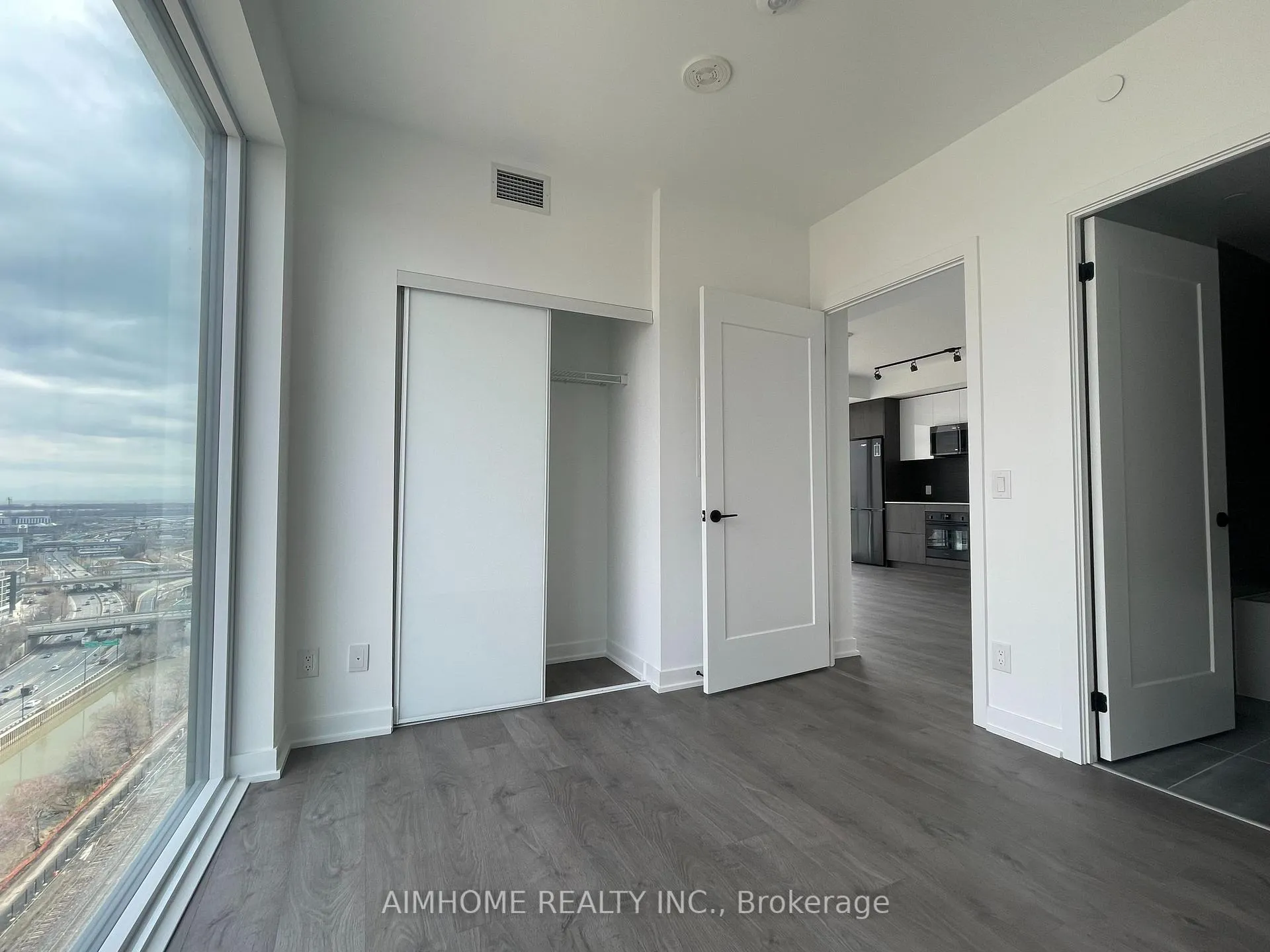 Photo 13 of Unit 1902, 5 Defries Street, Toronto, Regent Park — HOMEH