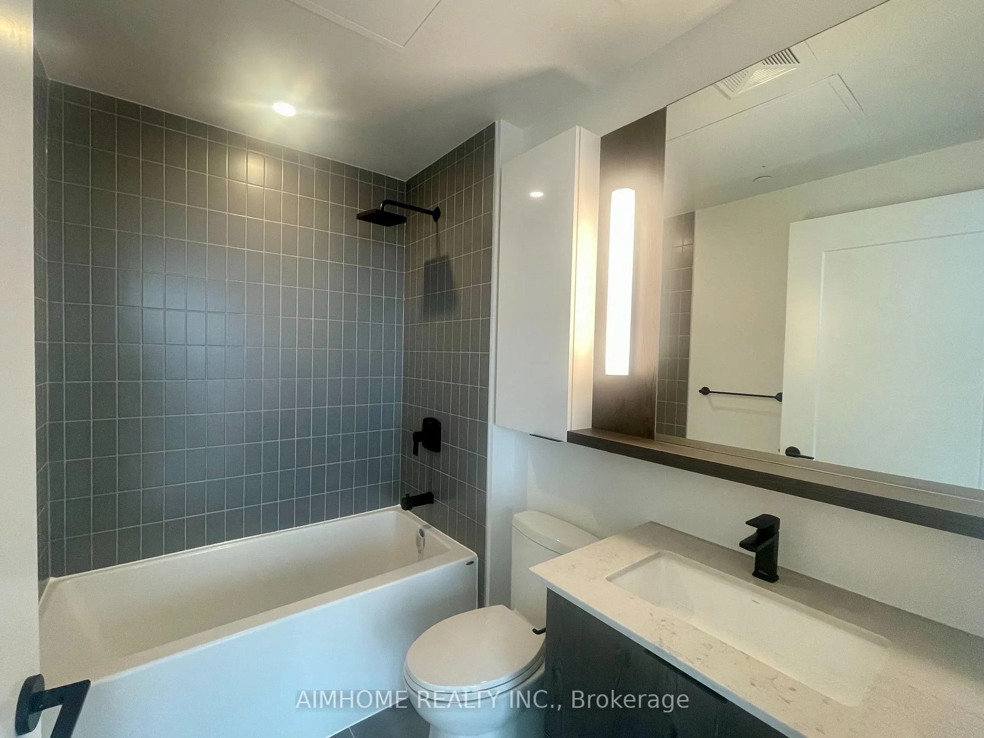 Photo 14 of Unit 1902, 5 Defries Street, Toronto, Regent Park — HOMEH
