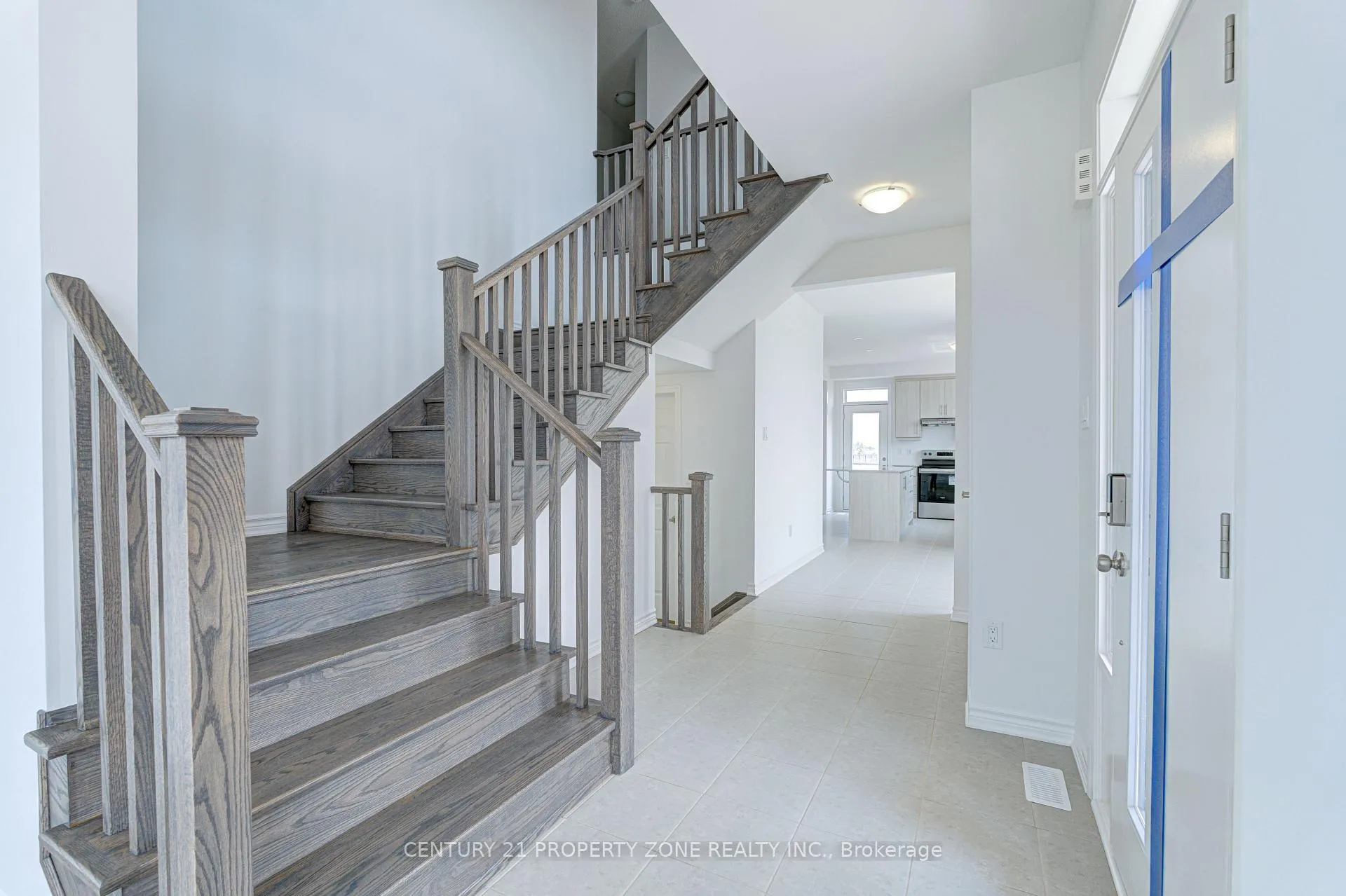 Photo 13 of 1475 Rutland Cres, Milton, Bowes — HOMEH