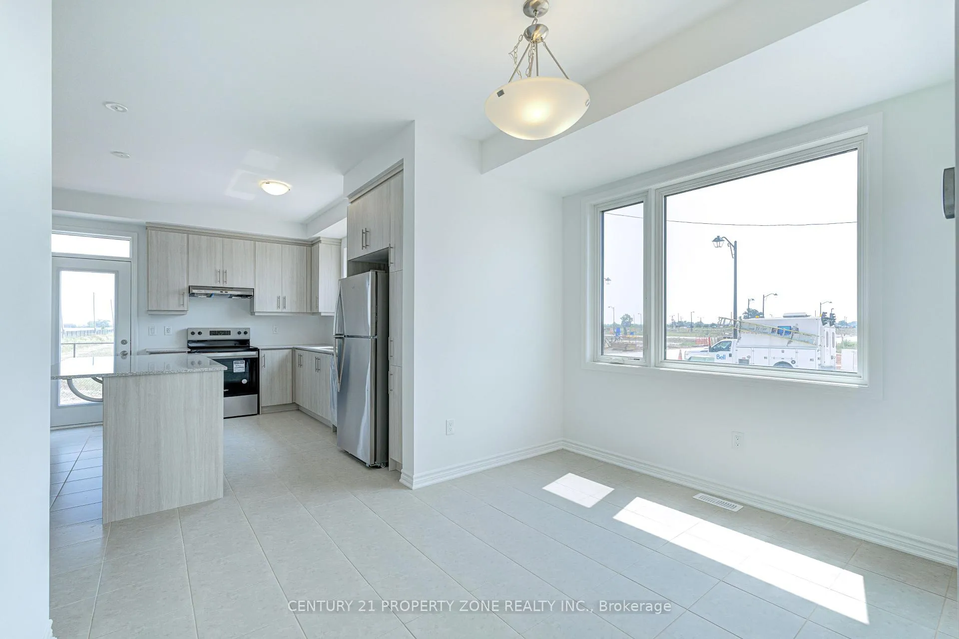 Photo 16 of 1475 Rutland Cres, Milton, Bowes — HOMEH