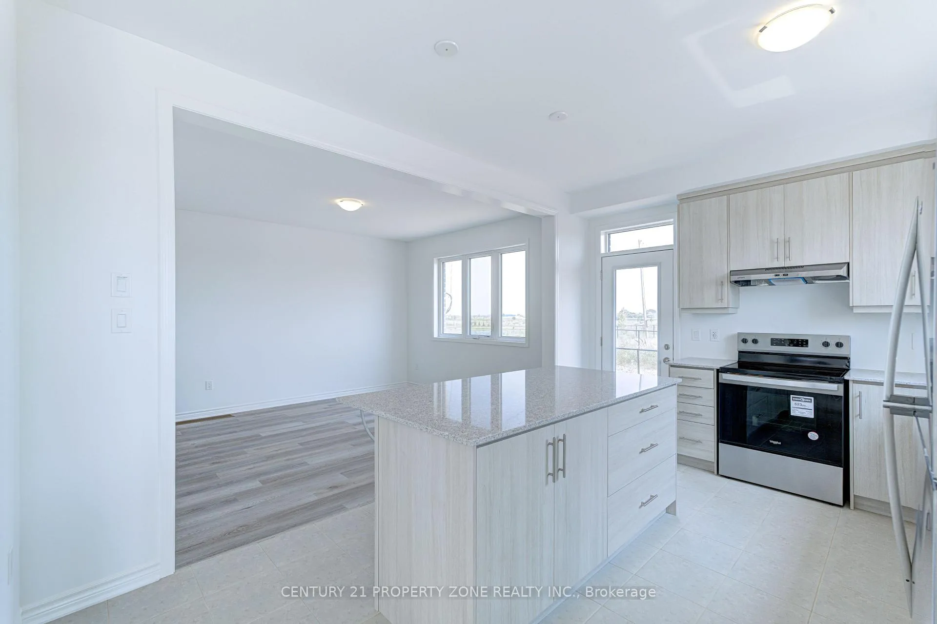 Photo 17 of 1475 Rutland Cres, Milton, Bowes — HOMEH
