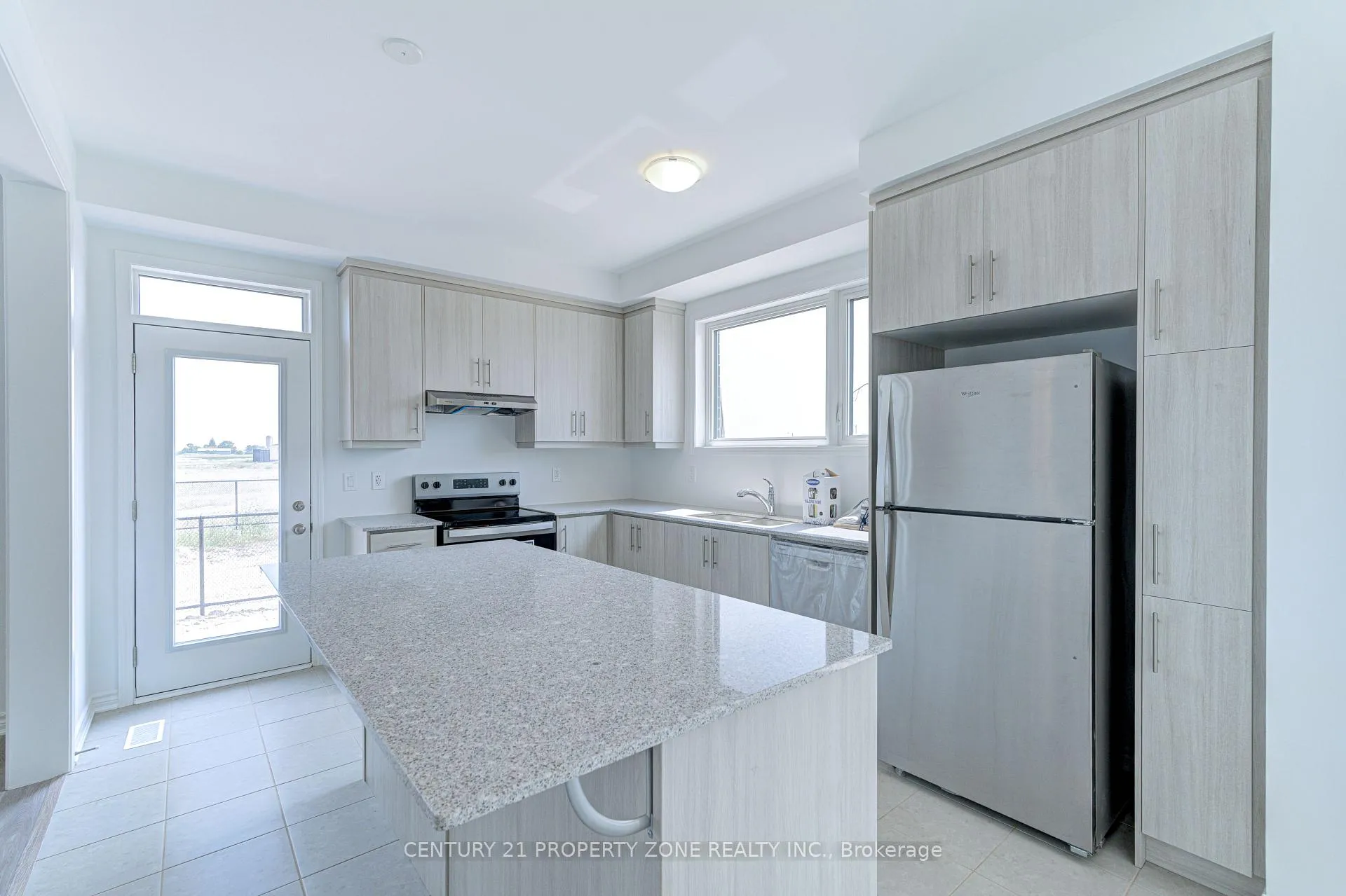 Photo 18 of 1475 Rutland Cres, Milton, Bowes — HOMEH
