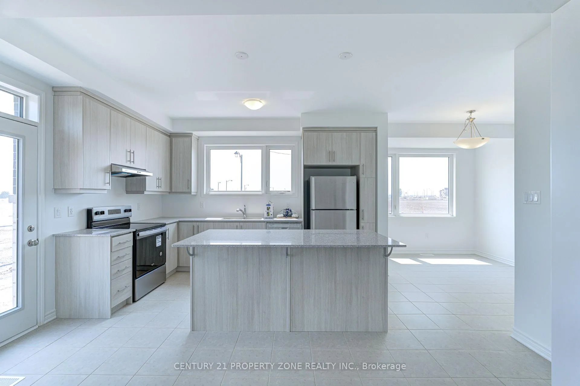Photo 20 of 1475 Rutland Cres, Milton, Bowes — HOMEH