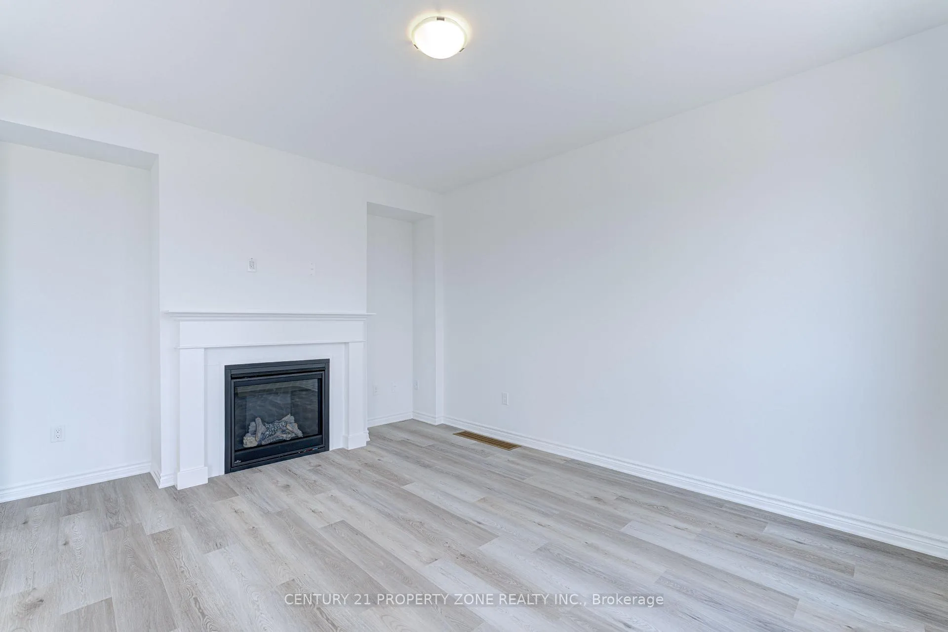 Photo 22 of 1475 Rutland Cres, Milton, Bowes — HOMEH