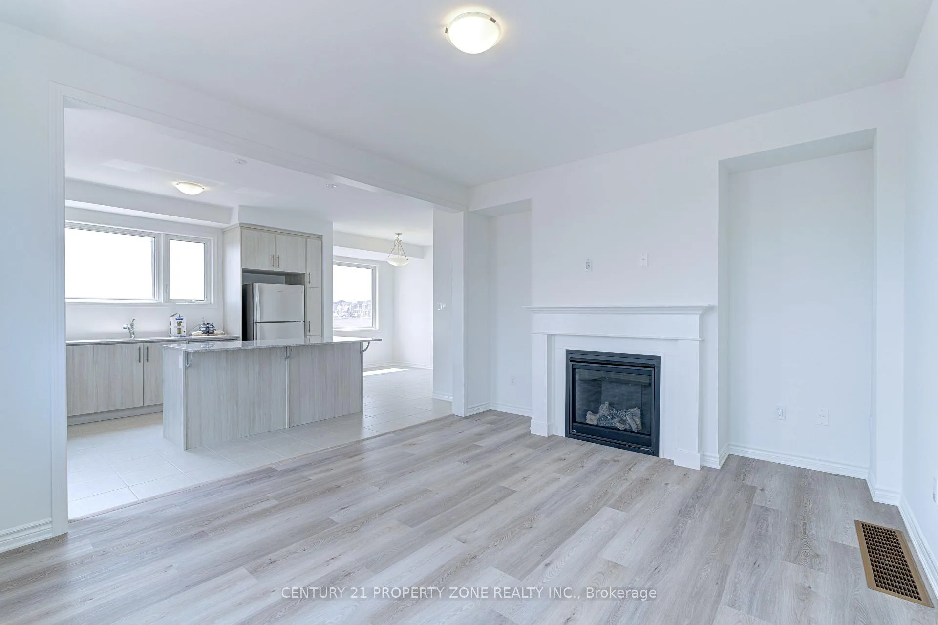 Photo 24 of 1475 Rutland Cres, Milton, Bowes — HOMEH