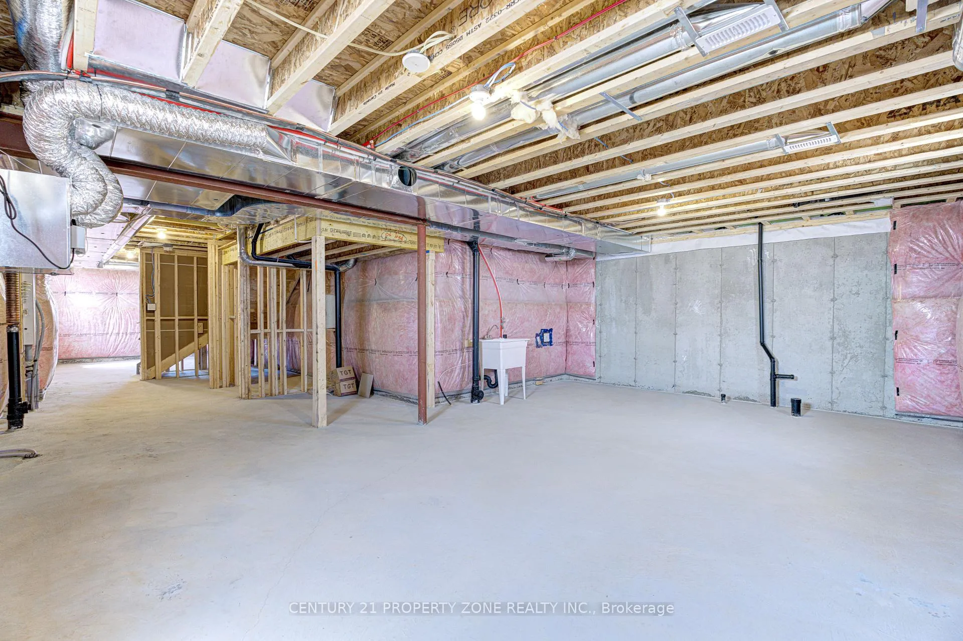 Photo 41 of 1475 Rutland Cres, Milton, Bowes — HOMEH