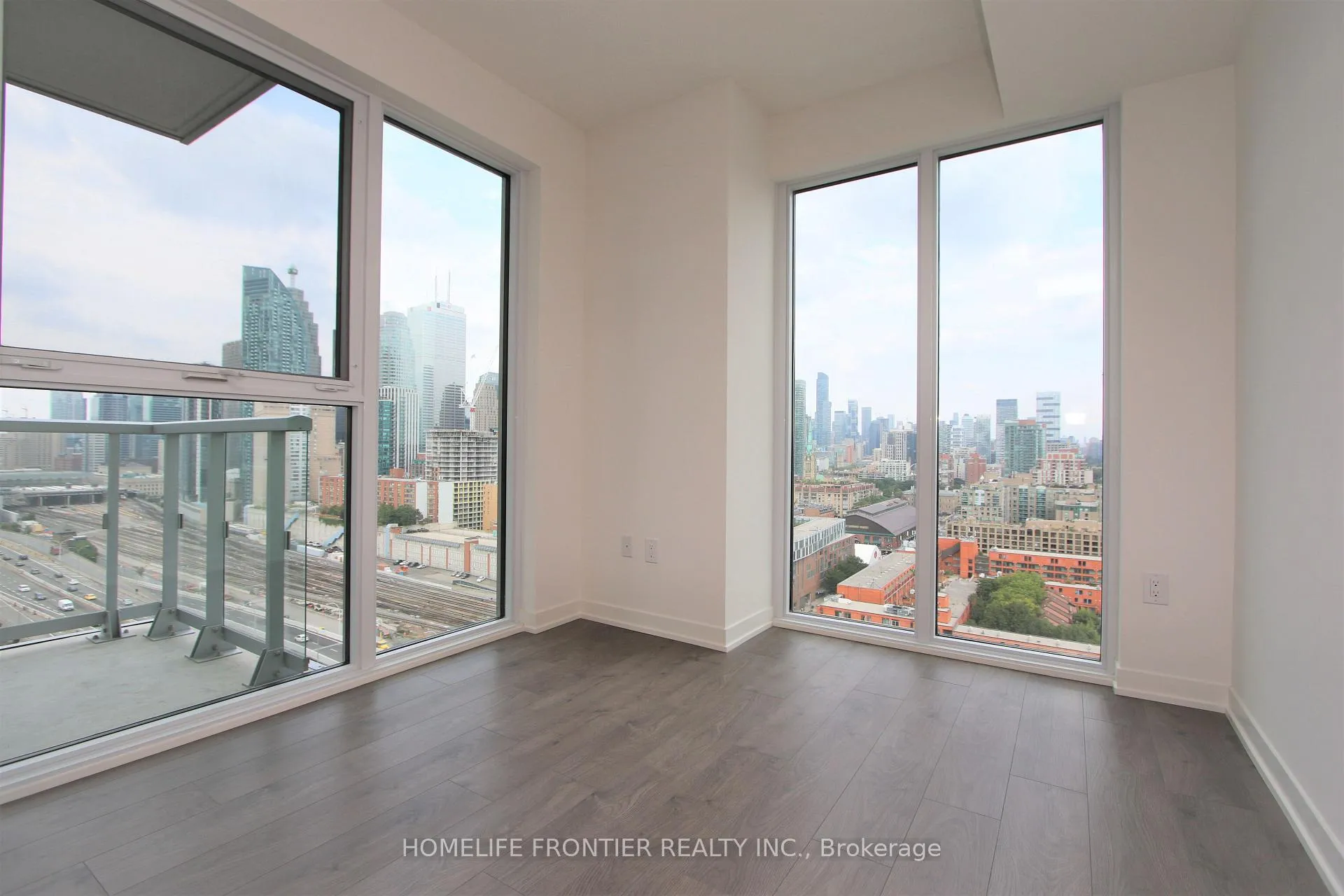 Photo 9 of Unit 1608, 20 Richardson Street, Toronto, Waterfront Communities — HOMEH
