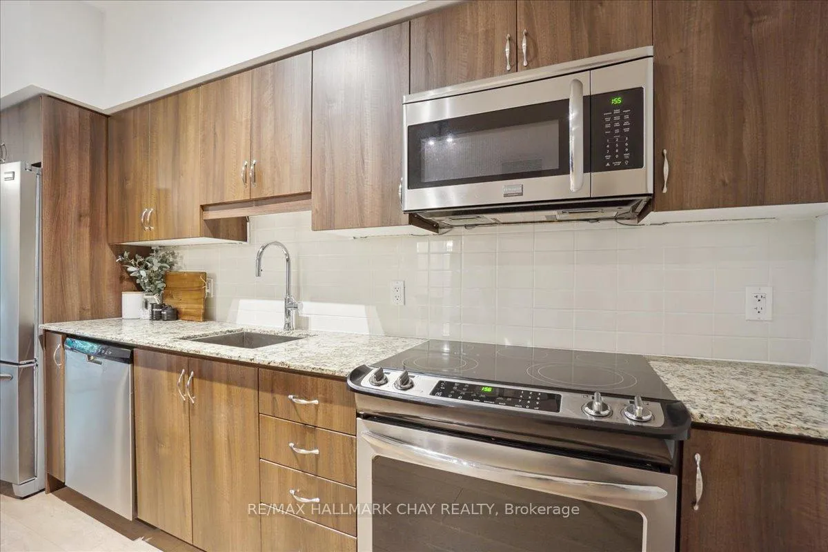 Photo 8 of Unit 102, 69 Boyne Street, New Tecumseth, Alliston — HOMEH