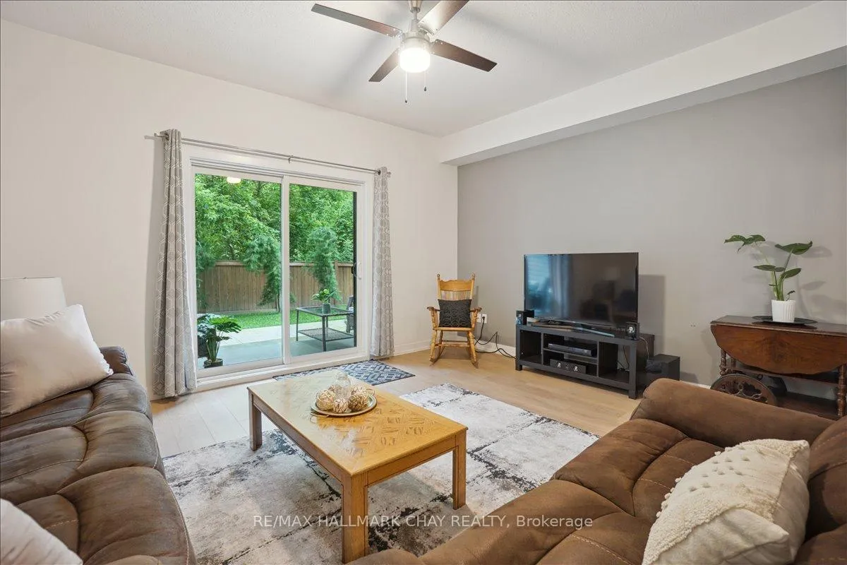 Photo 11 of Unit 102, 69 Boyne Street, New Tecumseth, Alliston — HOMEH