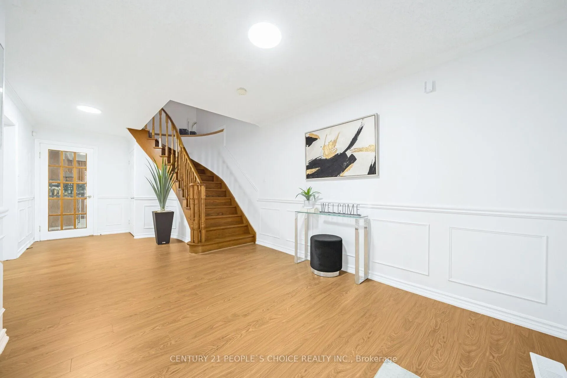 Photo 6 of 92 Woolridge Court, Brampton, Fletcher's Creek South — HOMEH