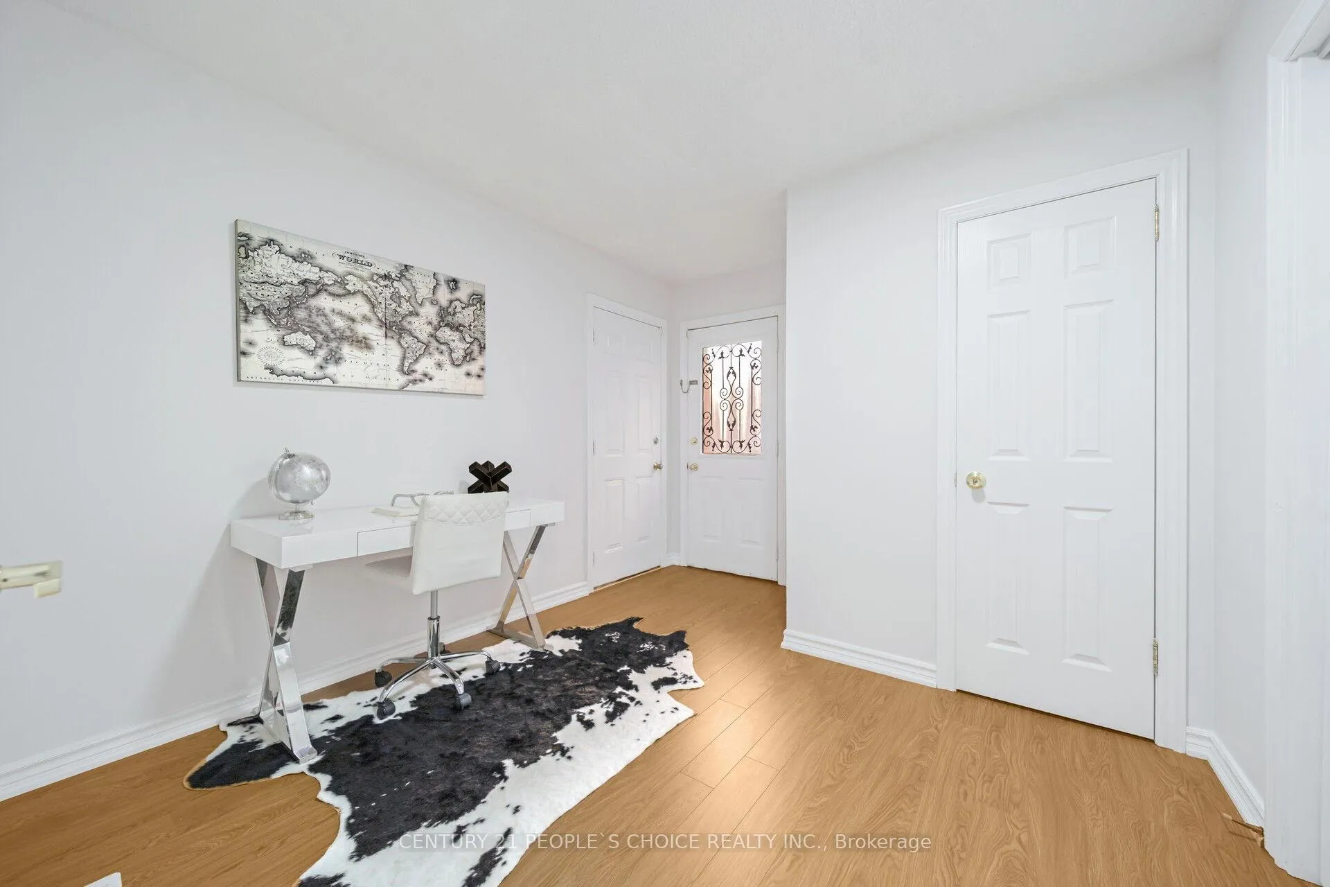 Photo 9 of 92 Woolridge Court, Brampton, Fletcher's Creek South — HOMEH