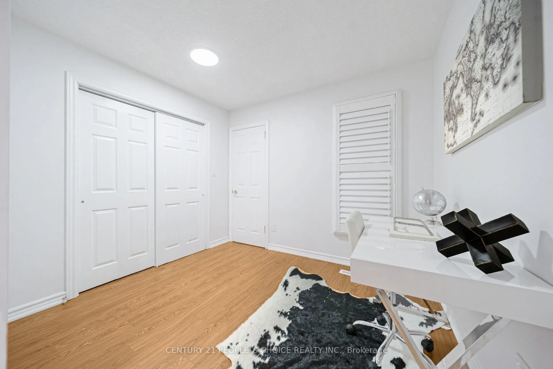 Photo 10 of 92 Woolridge Court, Brampton, Fletcher's Creek South — HOMEH