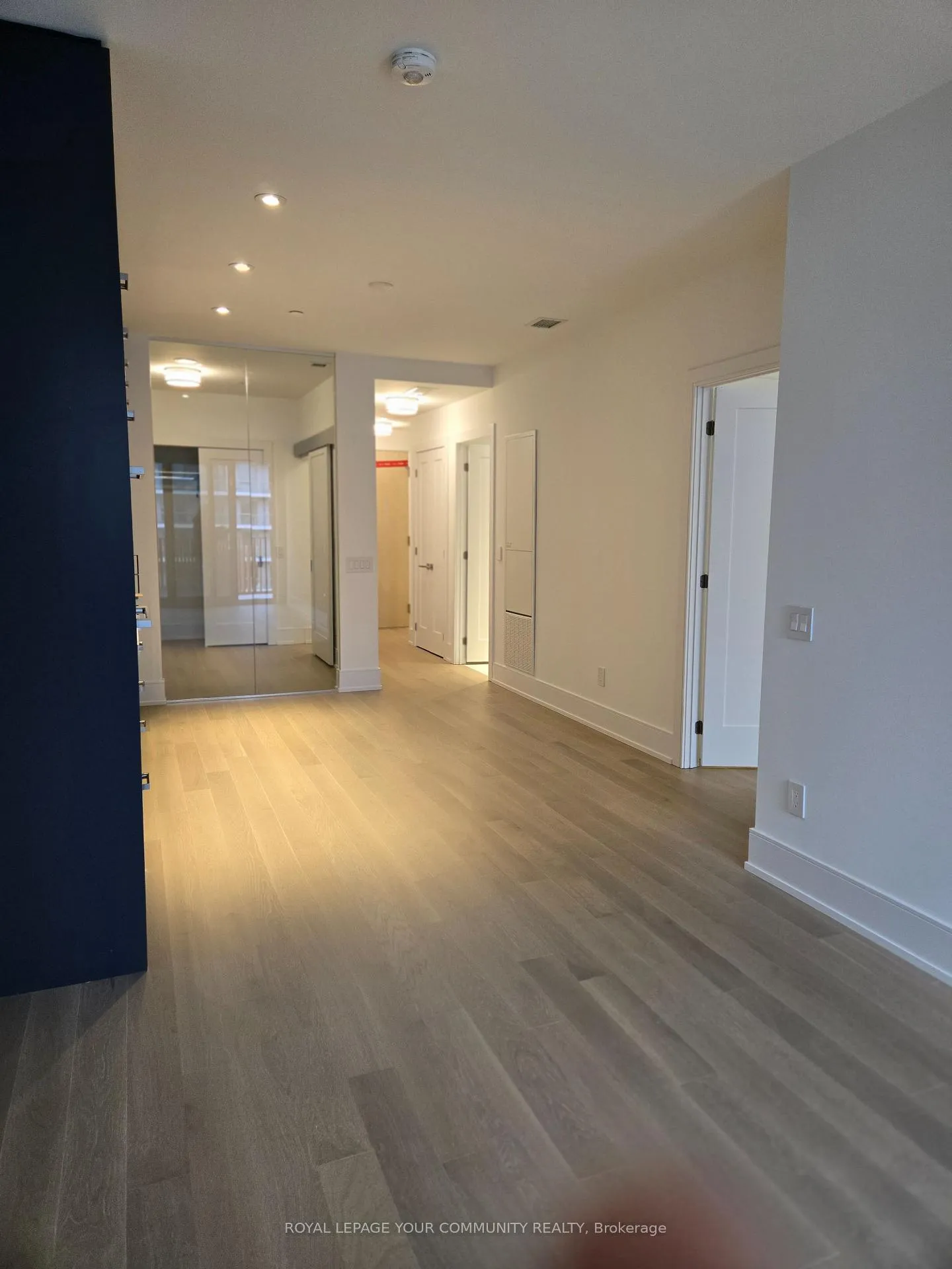 Photo 3 of Unit 621, 155 Merchant's Wharf, Toronto, Waterfront Communities — HOMEH