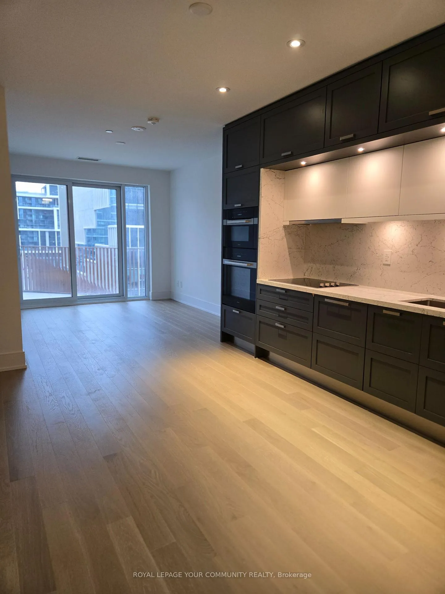 Photo 5 of Unit 621, 155 Merchant's Wharf, Toronto, Waterfront Communities — HOMEH