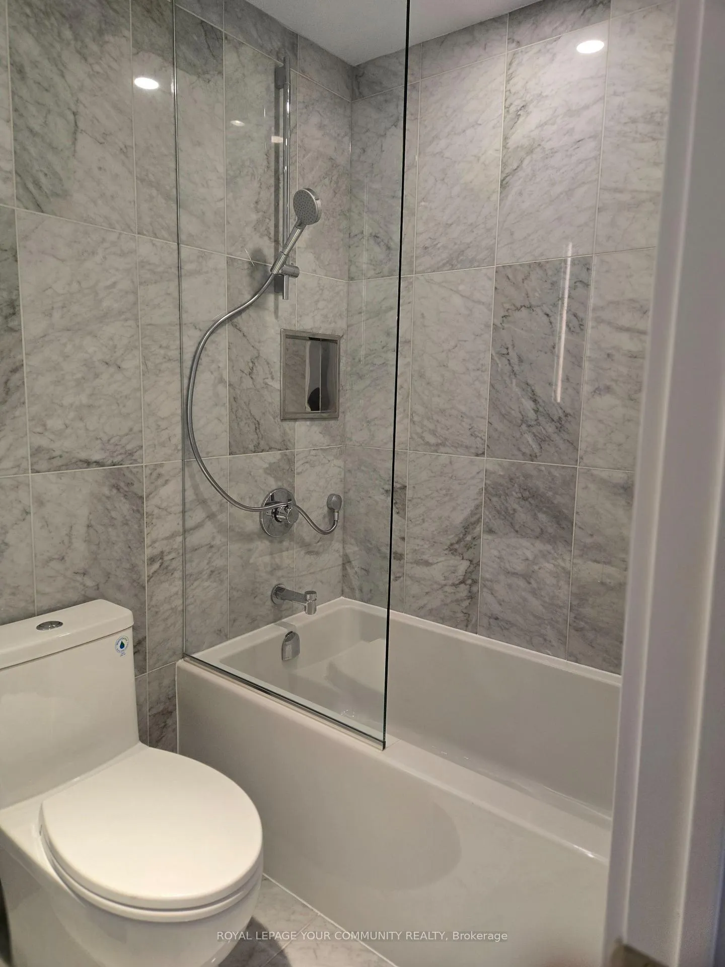 Photo 10 of Unit 621, 155 Merchant's Wharf, Toronto, Waterfront Communities — HOMEH