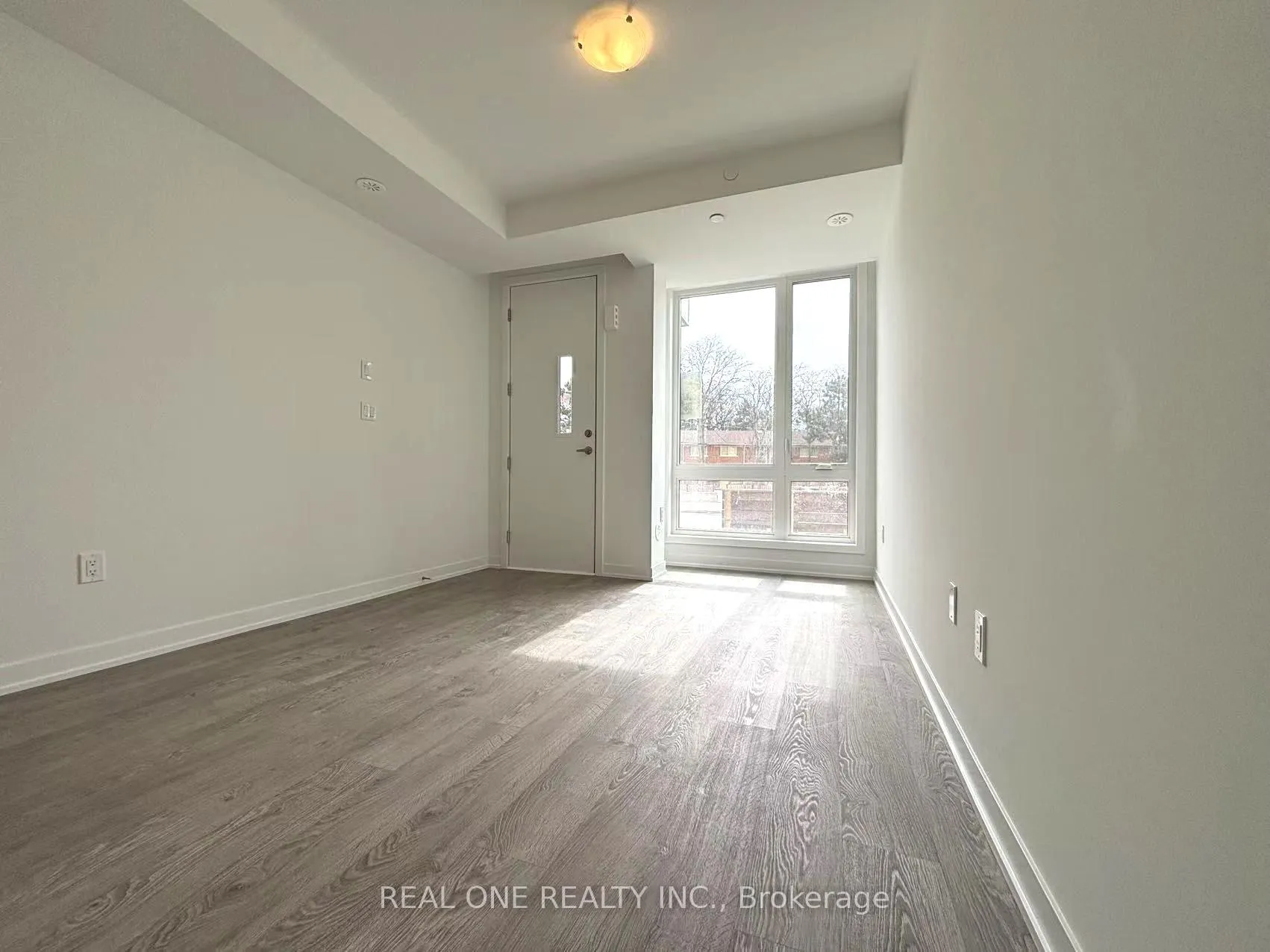 Photo 2 of 18 Turtle Island Road, Toronto, Englemount-Lawrence — HOMEH