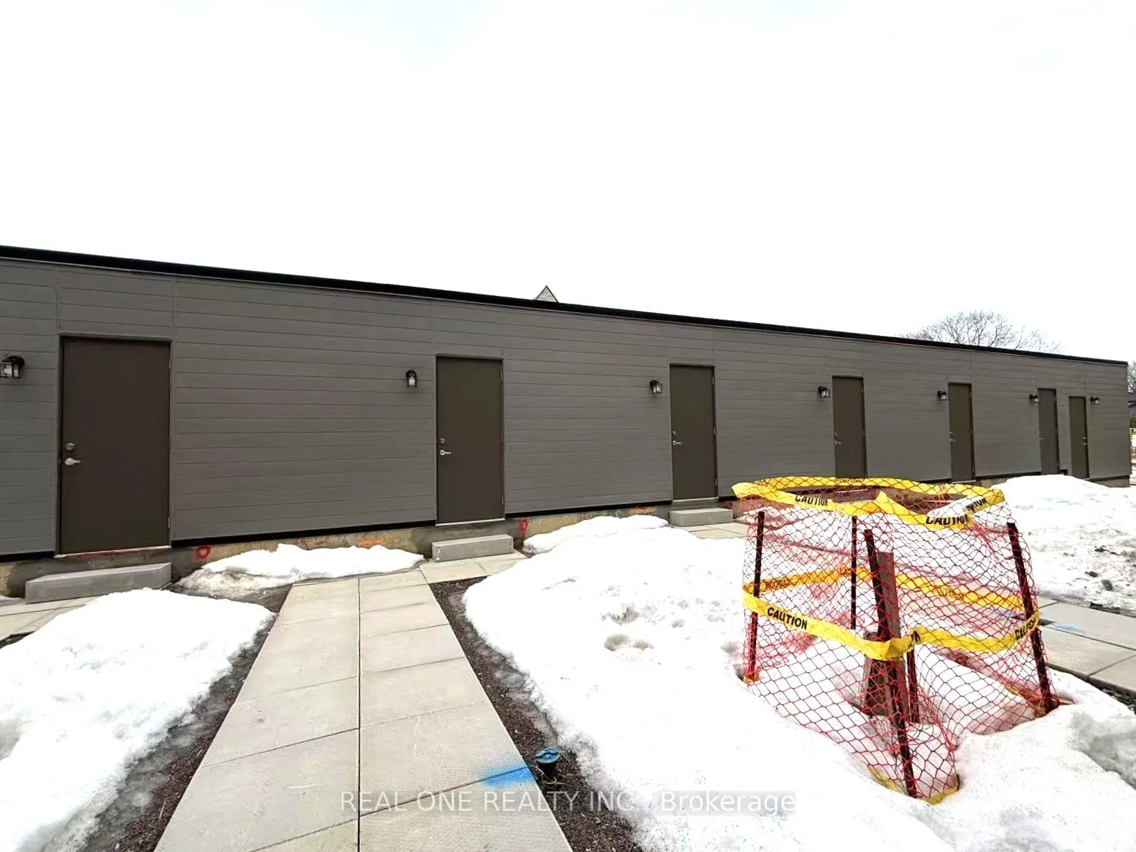 Photo 32 of 18 Turtle Island Road, Toronto, Englemount-Lawrence — HOMEH