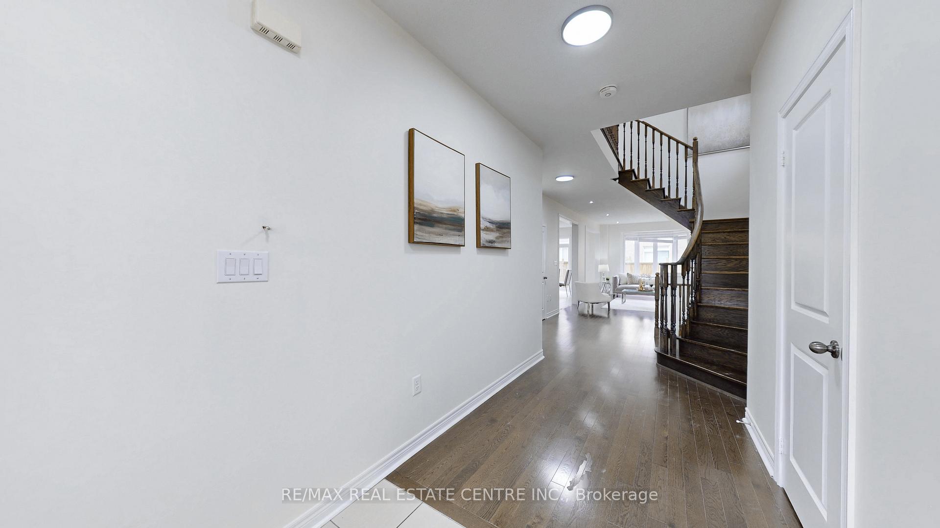 Photo 4 of 8 Rangemore Road, Brampton, Northwest Brampton — HOMEH