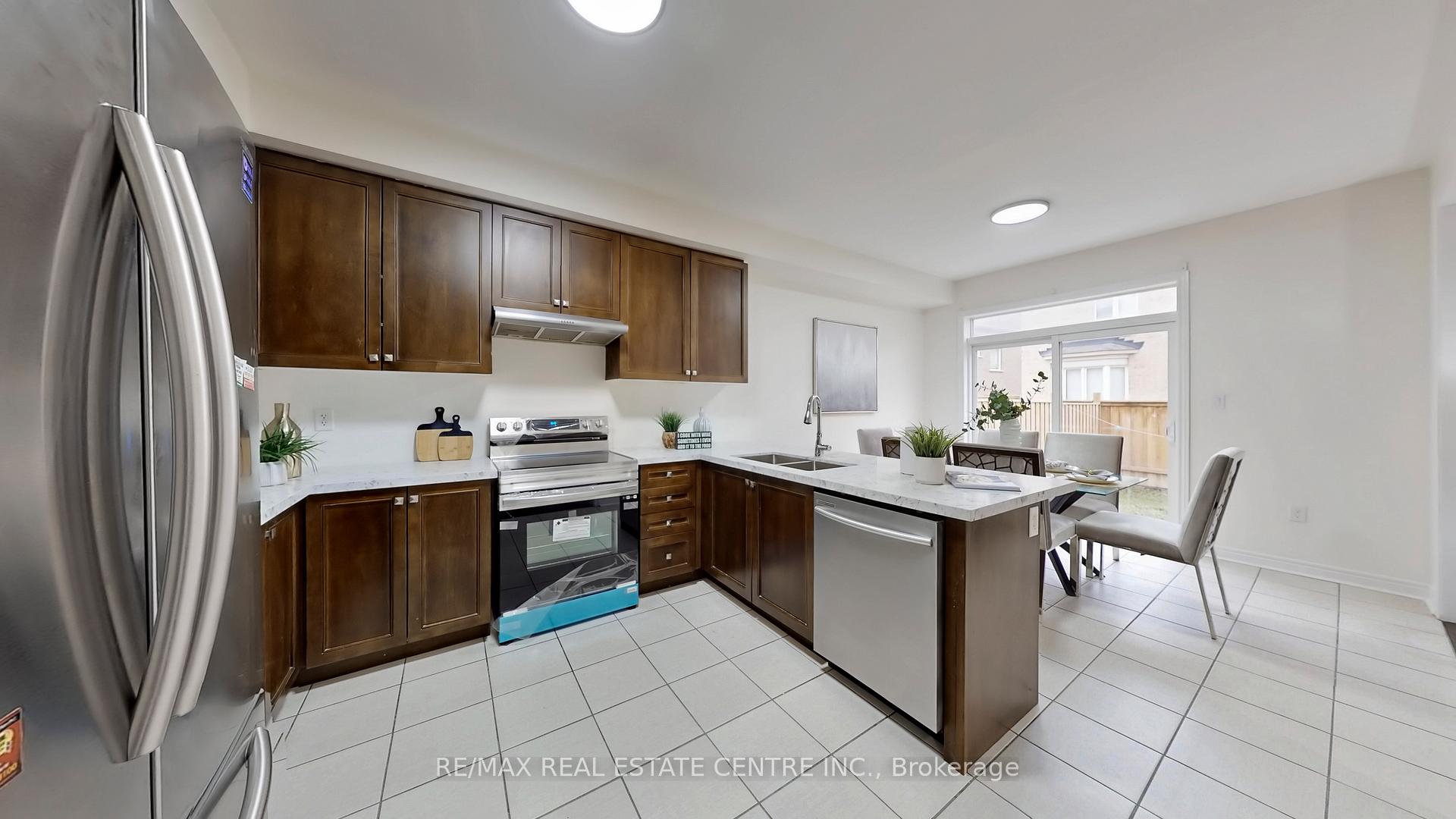 Photo 8 of 8 Rangemore Road, Brampton, Northwest Brampton — HOMEH