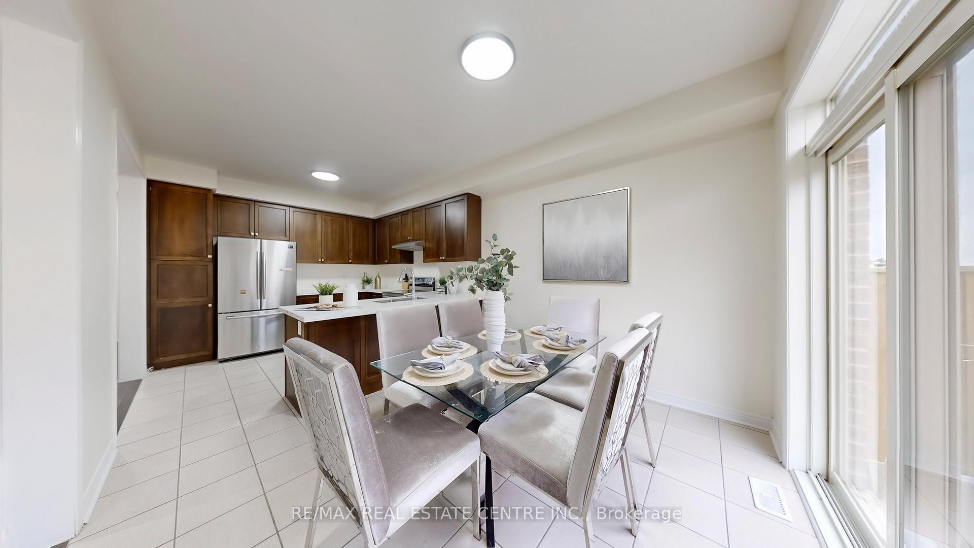 Photo 13 of 8 Rangemore Road, Brampton, Northwest Brampton — HOMEH