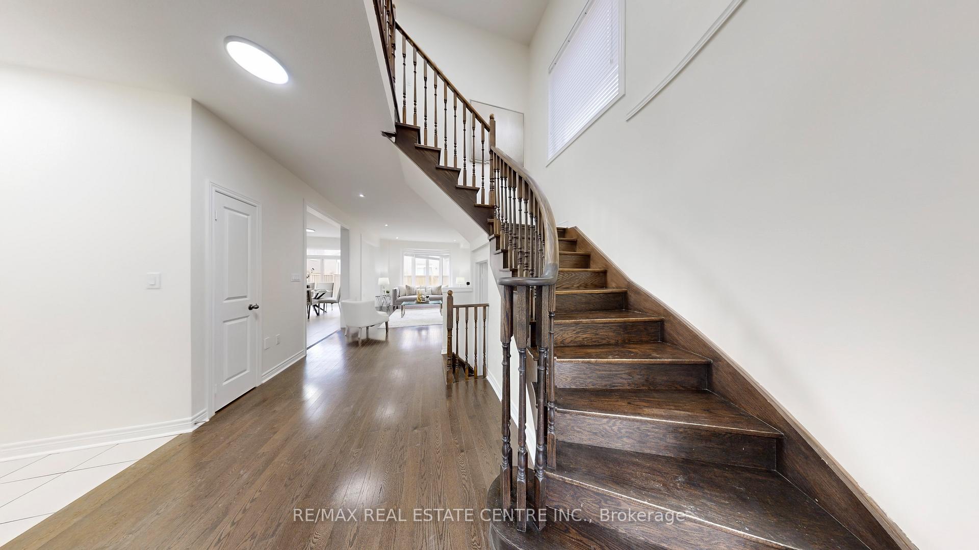 Photo 14 of 8 Rangemore Road, Brampton, Northwest Brampton — HOMEH