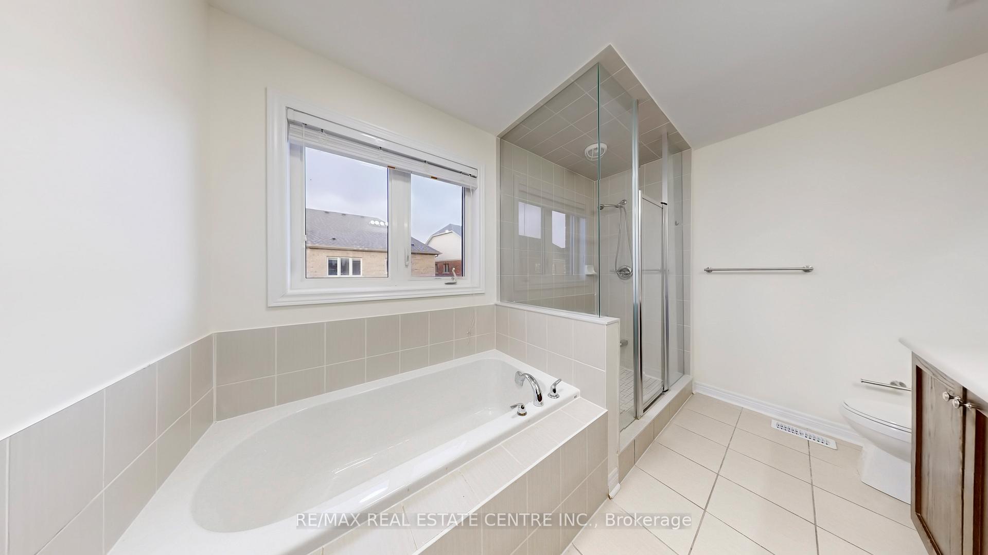 Photo 19 of 8 Rangemore Road, Brampton, Northwest Brampton — HOMEH