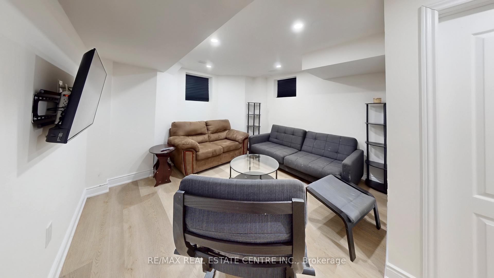 Photo 25 of 8 Rangemore Road, Brampton, Northwest Brampton — HOMEH