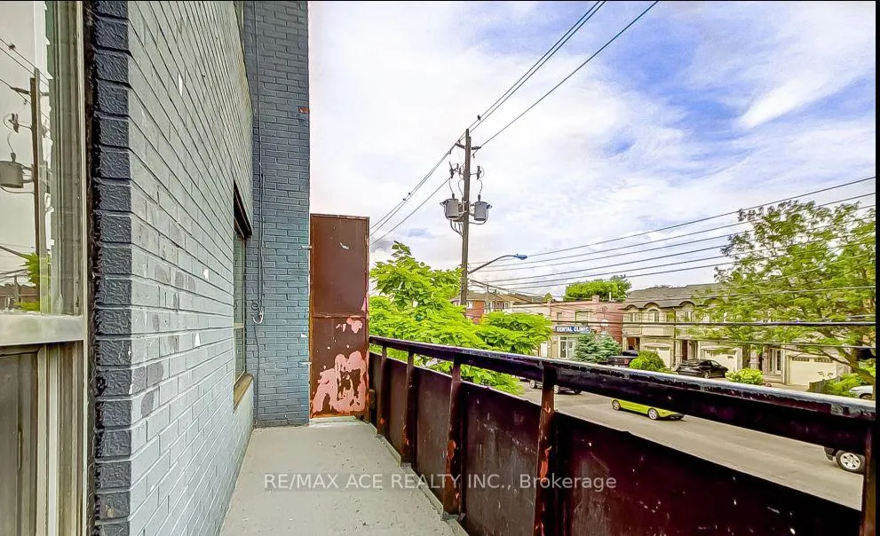Photo 5 of Unit Unit A, 426 Dawes Road, Toronto, O'Connor-Parkview — HOMEH
